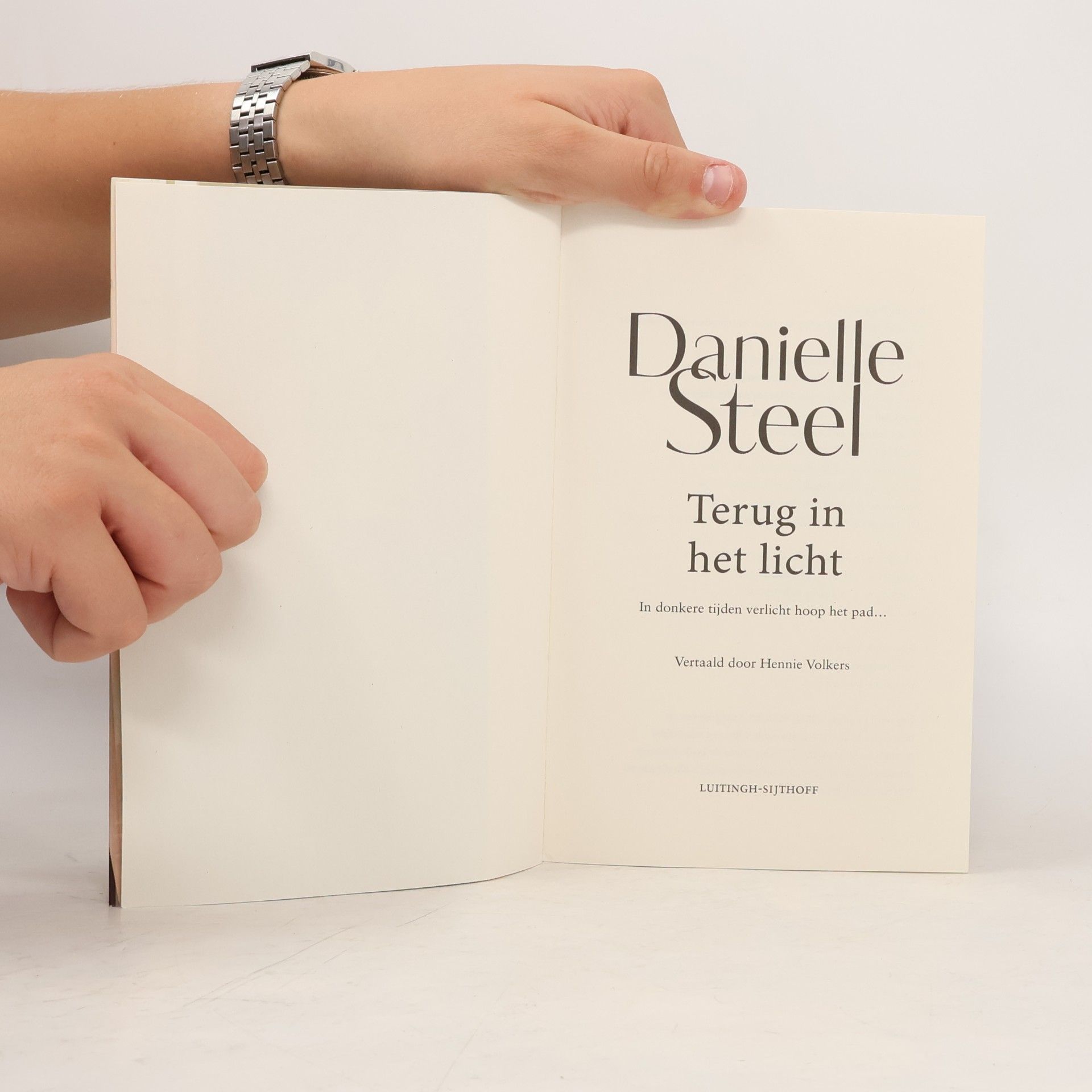 Danielle Steel Terug in het licht