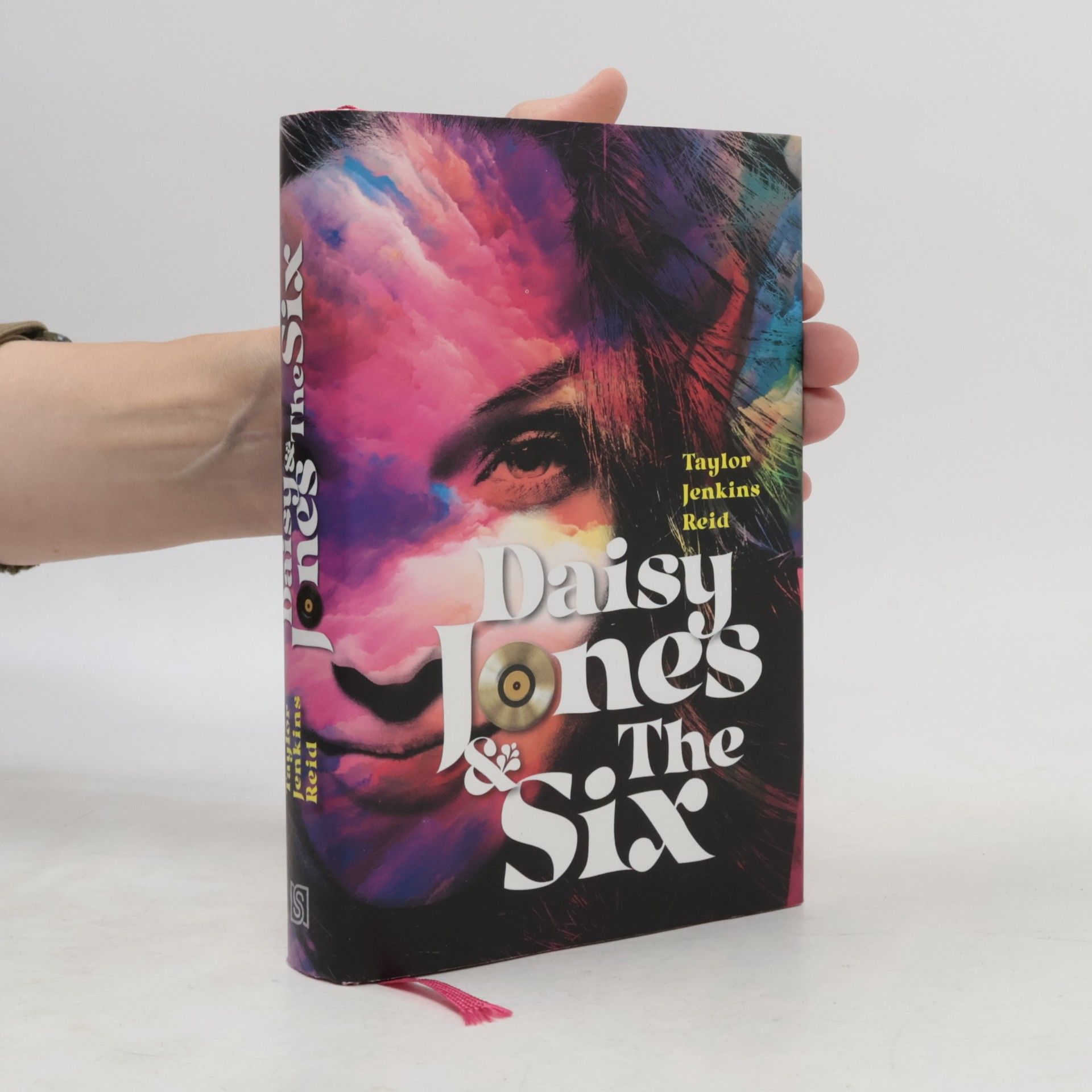 Taylor Jenkins Reid Daisy Jones & The Six