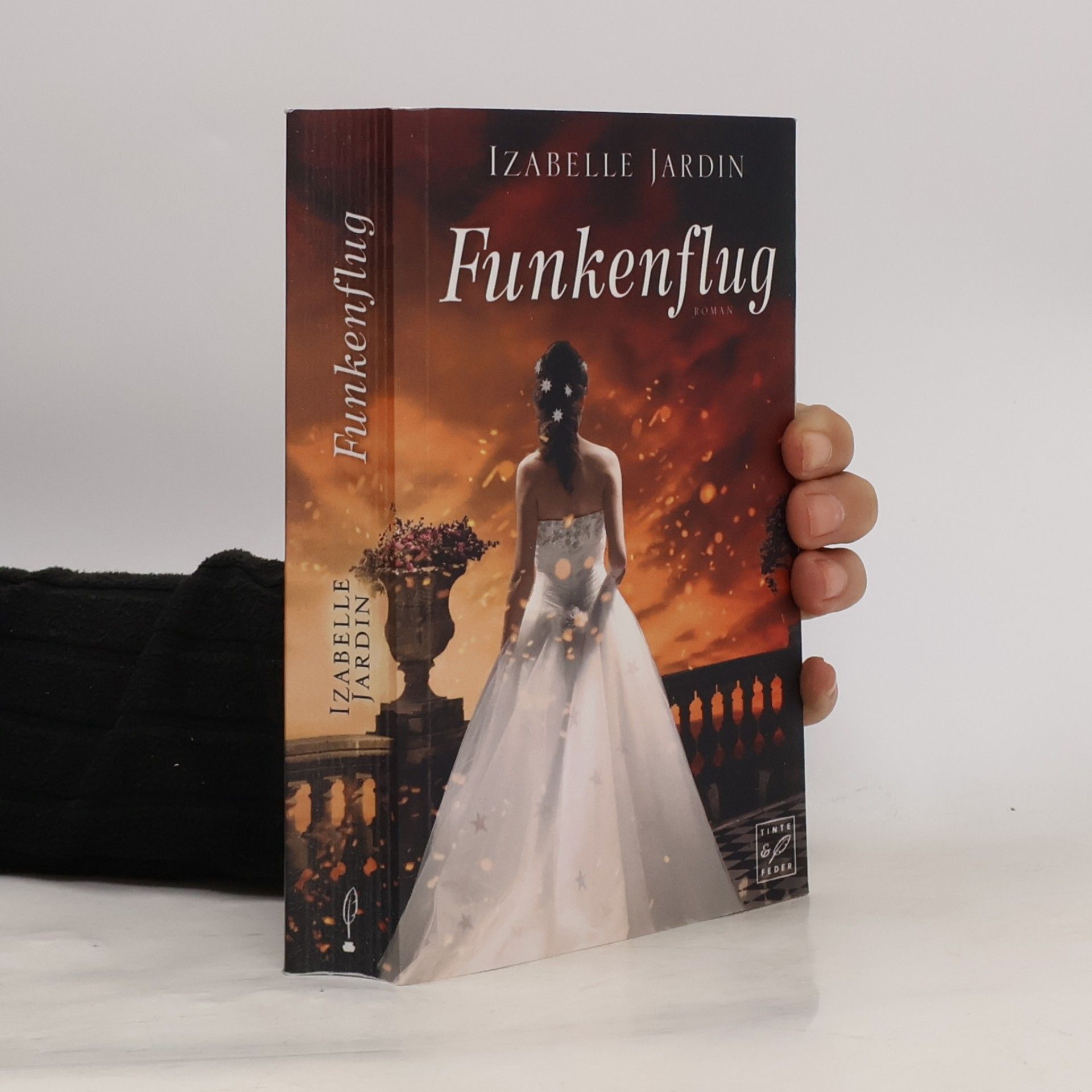 Izabelle Jardin Funkenflug