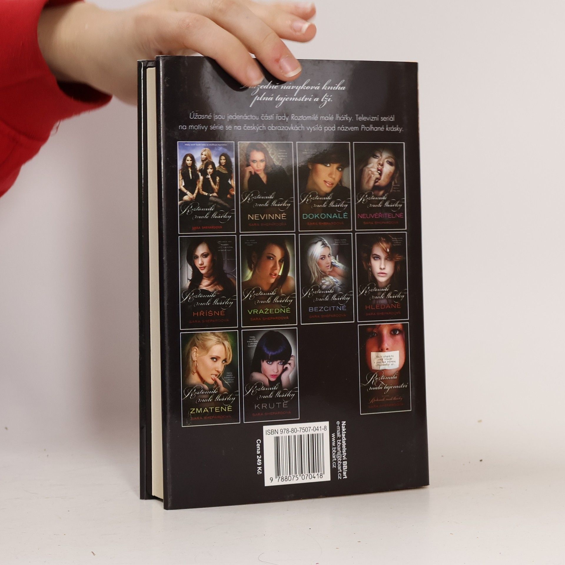 Sara Shepard Úžasné. Roztomilé malé lhářky