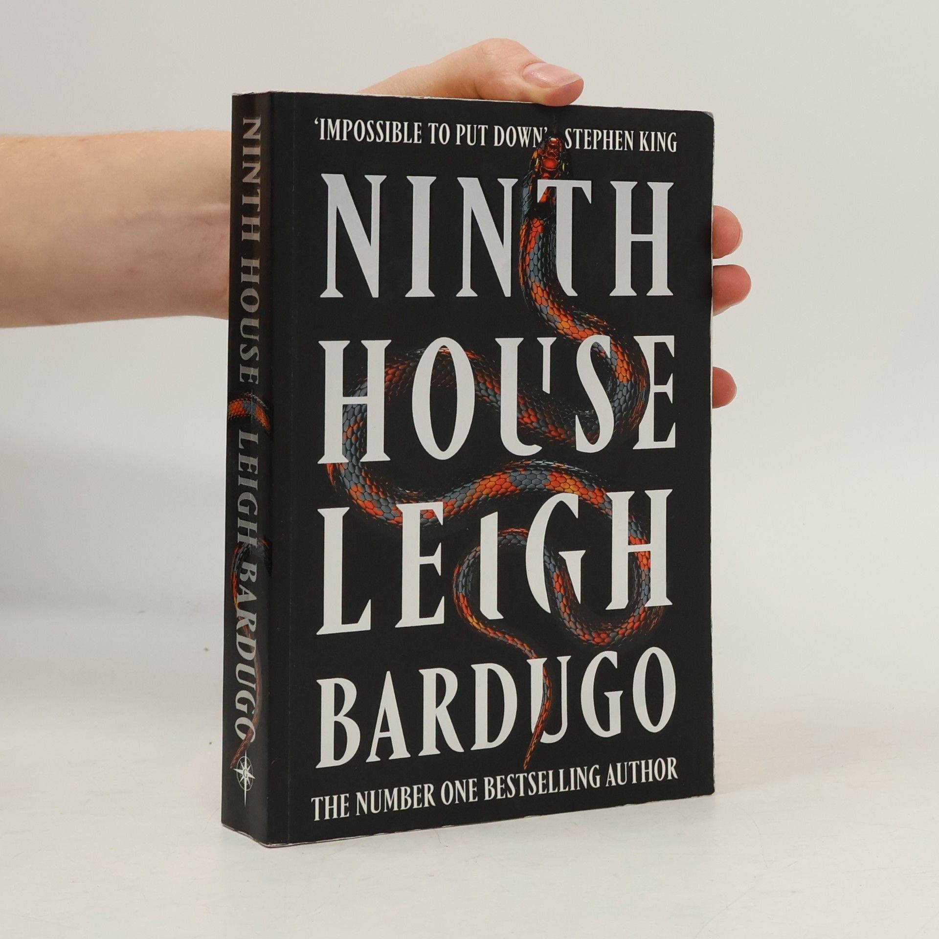 Leigh Bardugo Ninth House