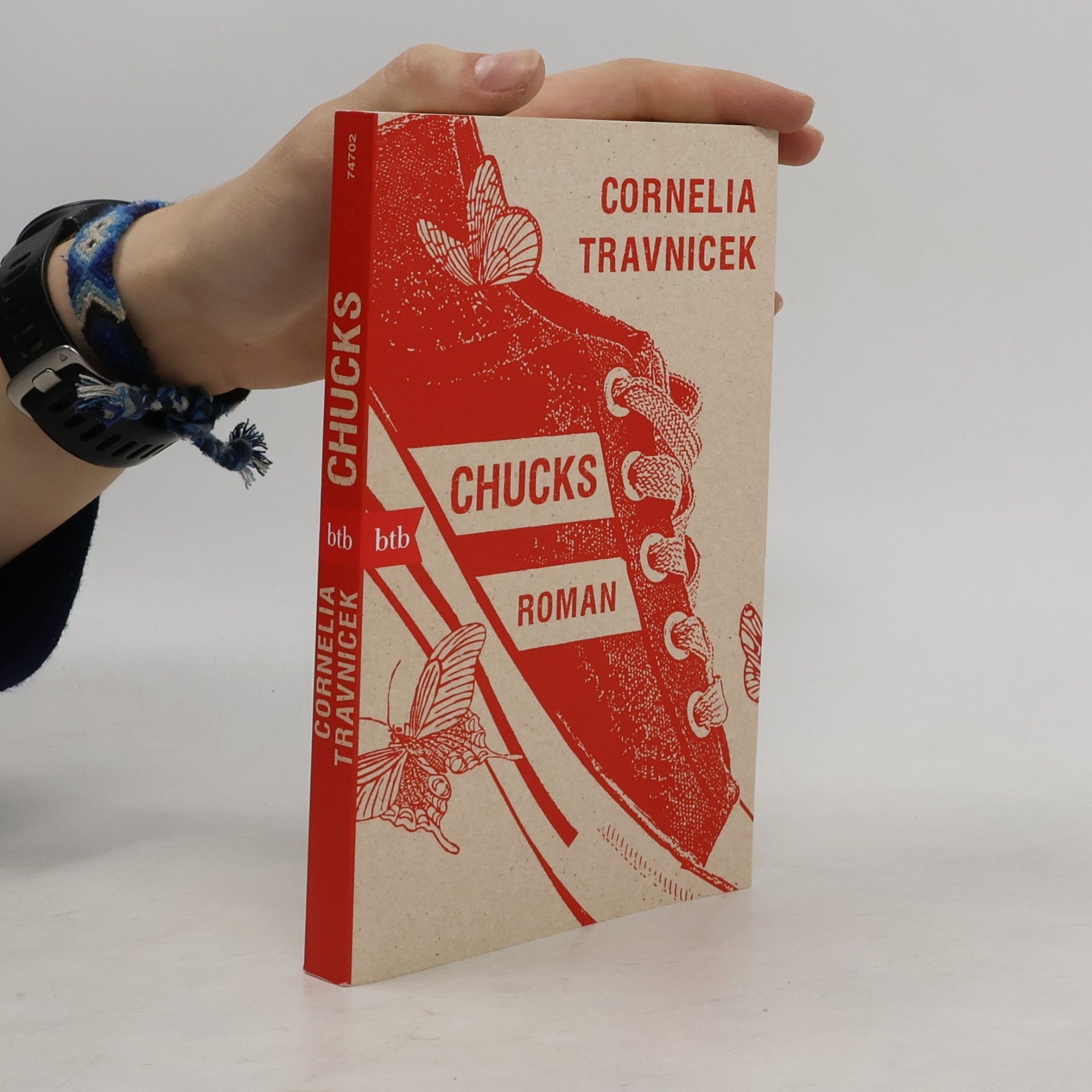 Cornelia Travnicek Chucks