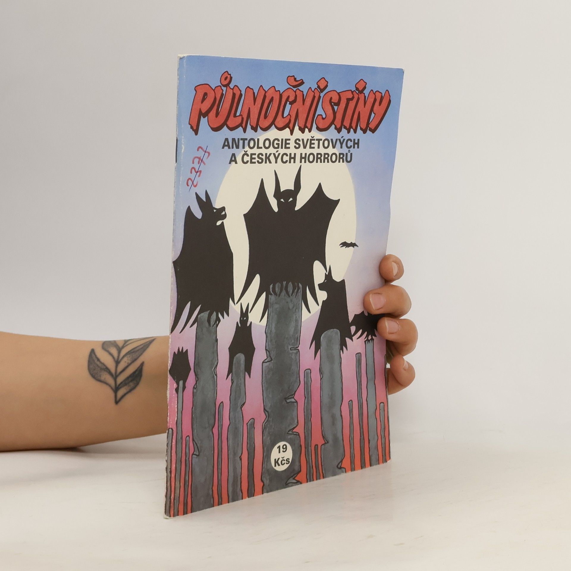 Jiří Staněk Půlnoční stíny. Antologie světových a českých horrorů
