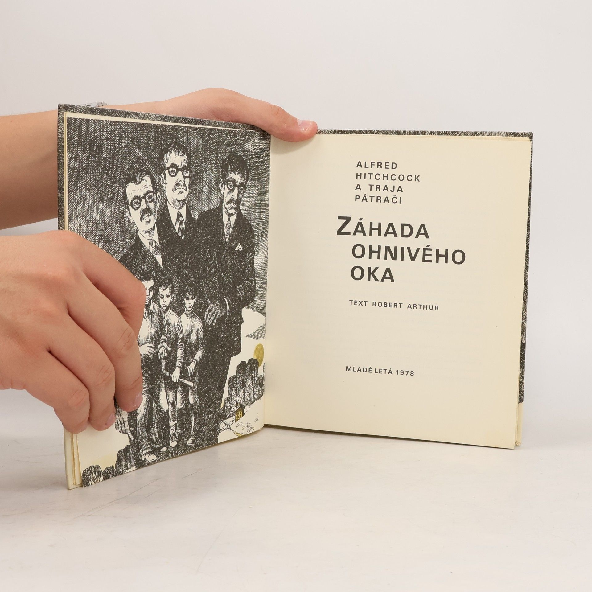 Robert Arthur Záhada ohnivého oka. Alfred Hitchcock a traja pátrači