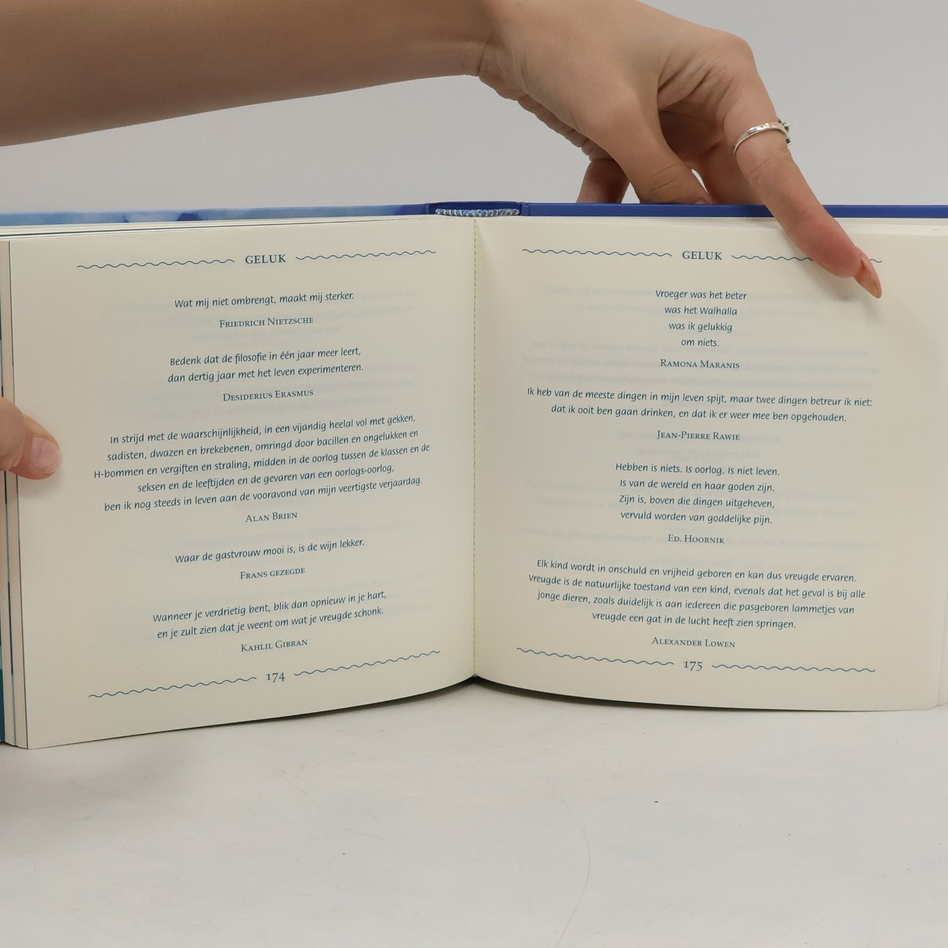 Het boek van wijze woorden: 1500 spirituele citaten