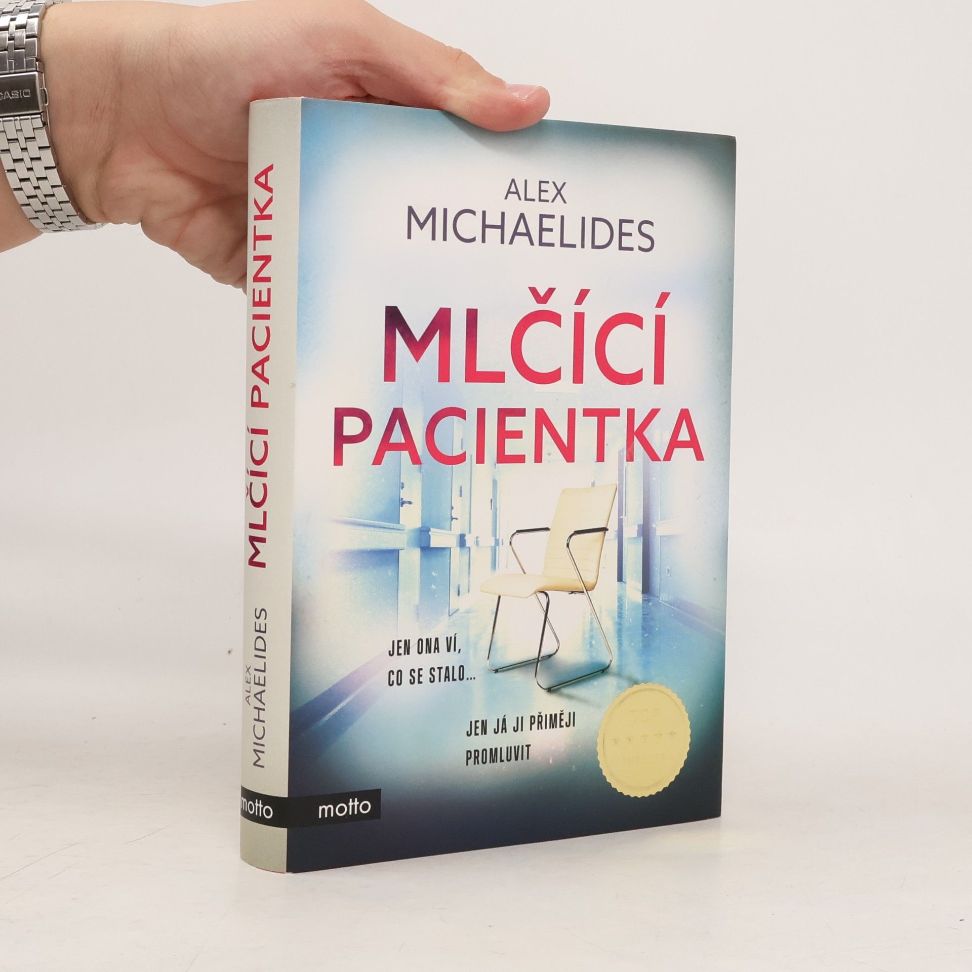 Alex Michaelides Mlčící pacientka