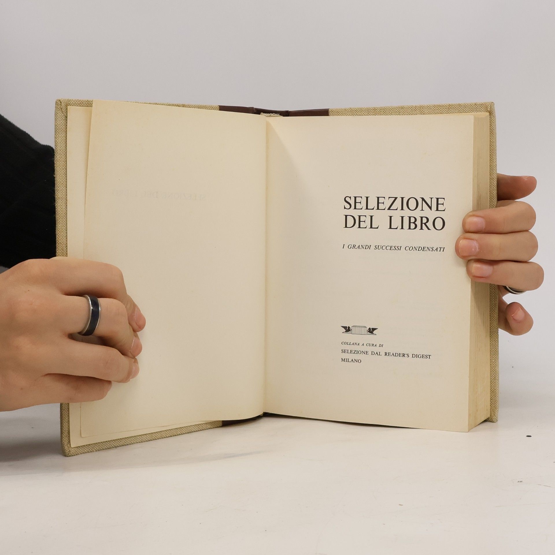 kolektiv Selezione dal Libro