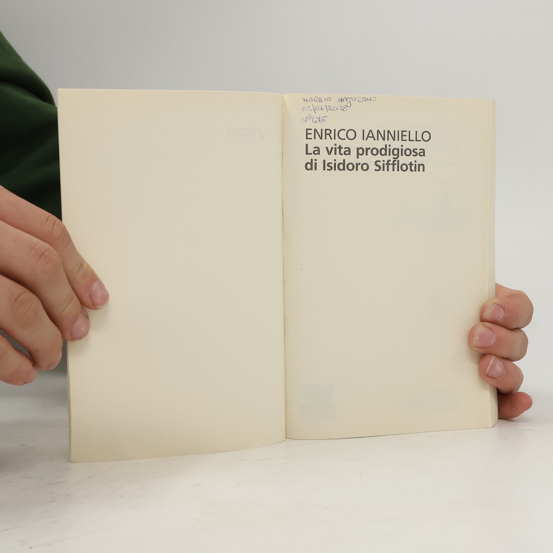 Enrico Ianniello La vita prodigiosa di Isidoro Sifflotin