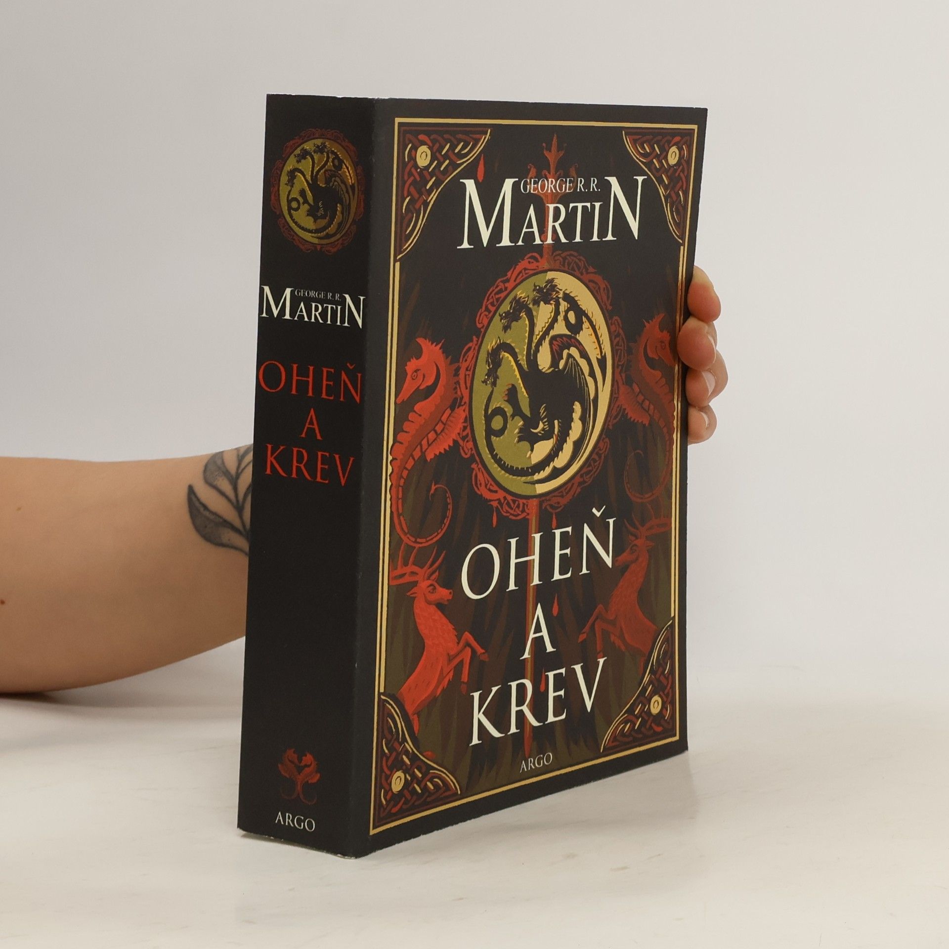 George R. R. Martin Oheň a krev