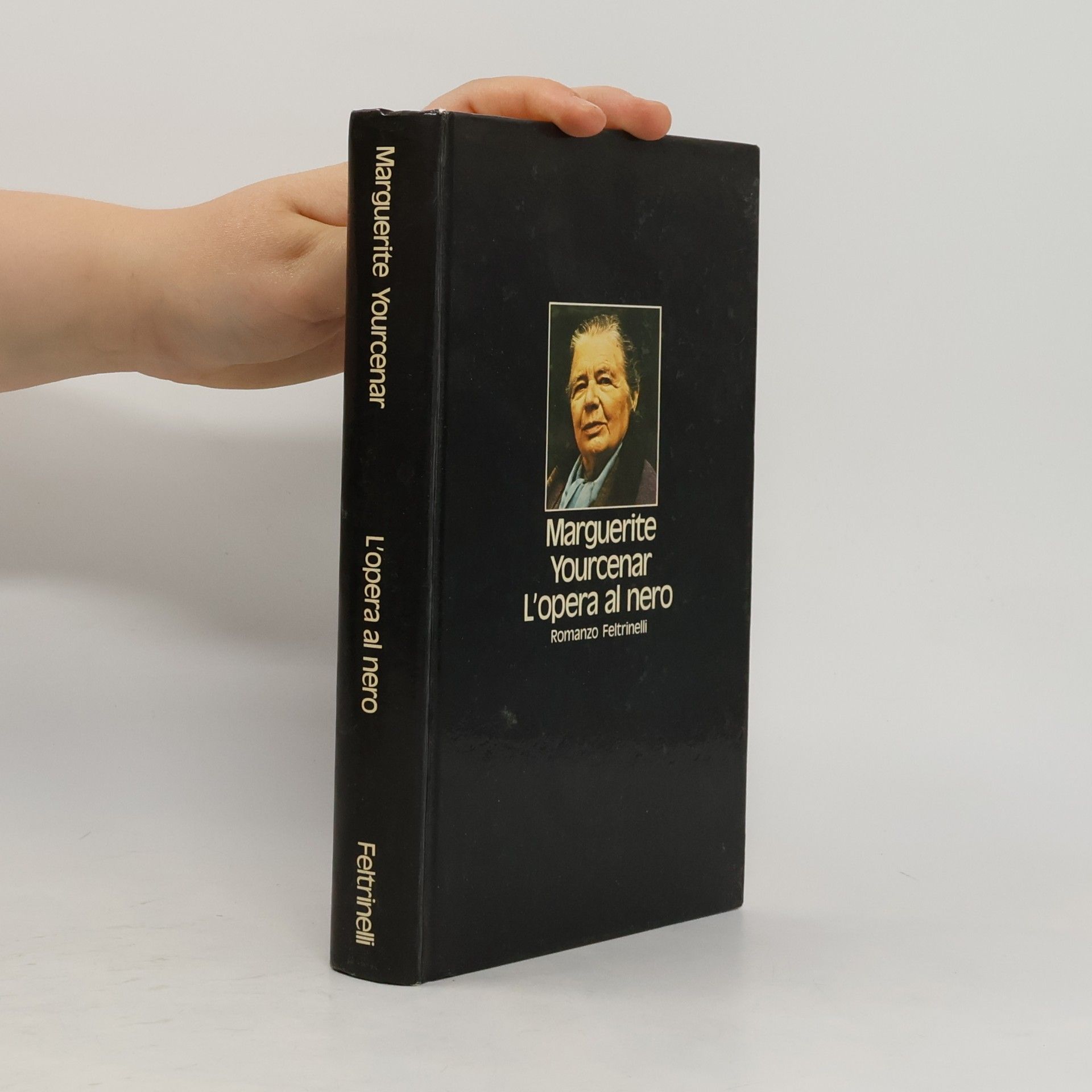 Marguerite Yourcenar L'opera al nero
