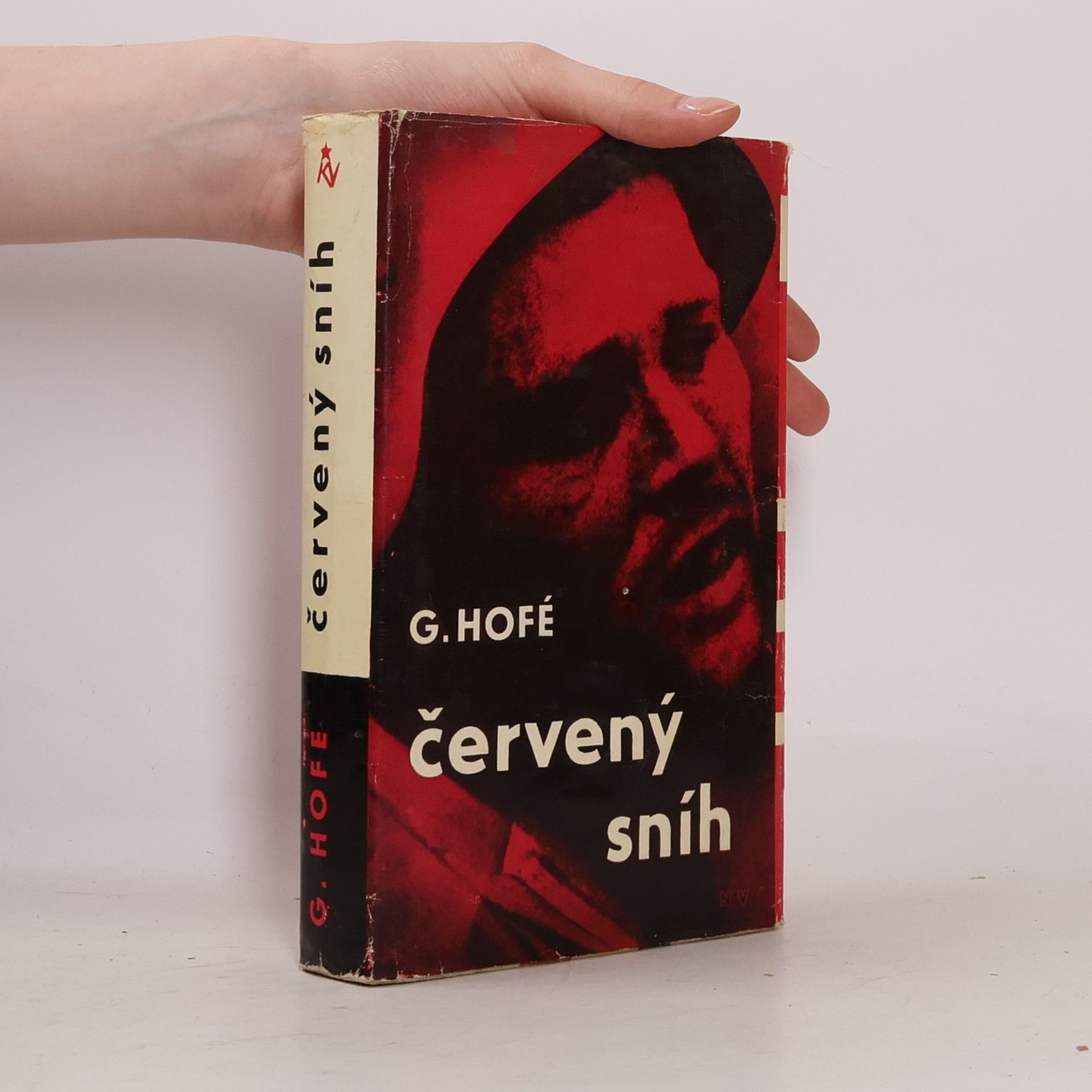 Červený sníh