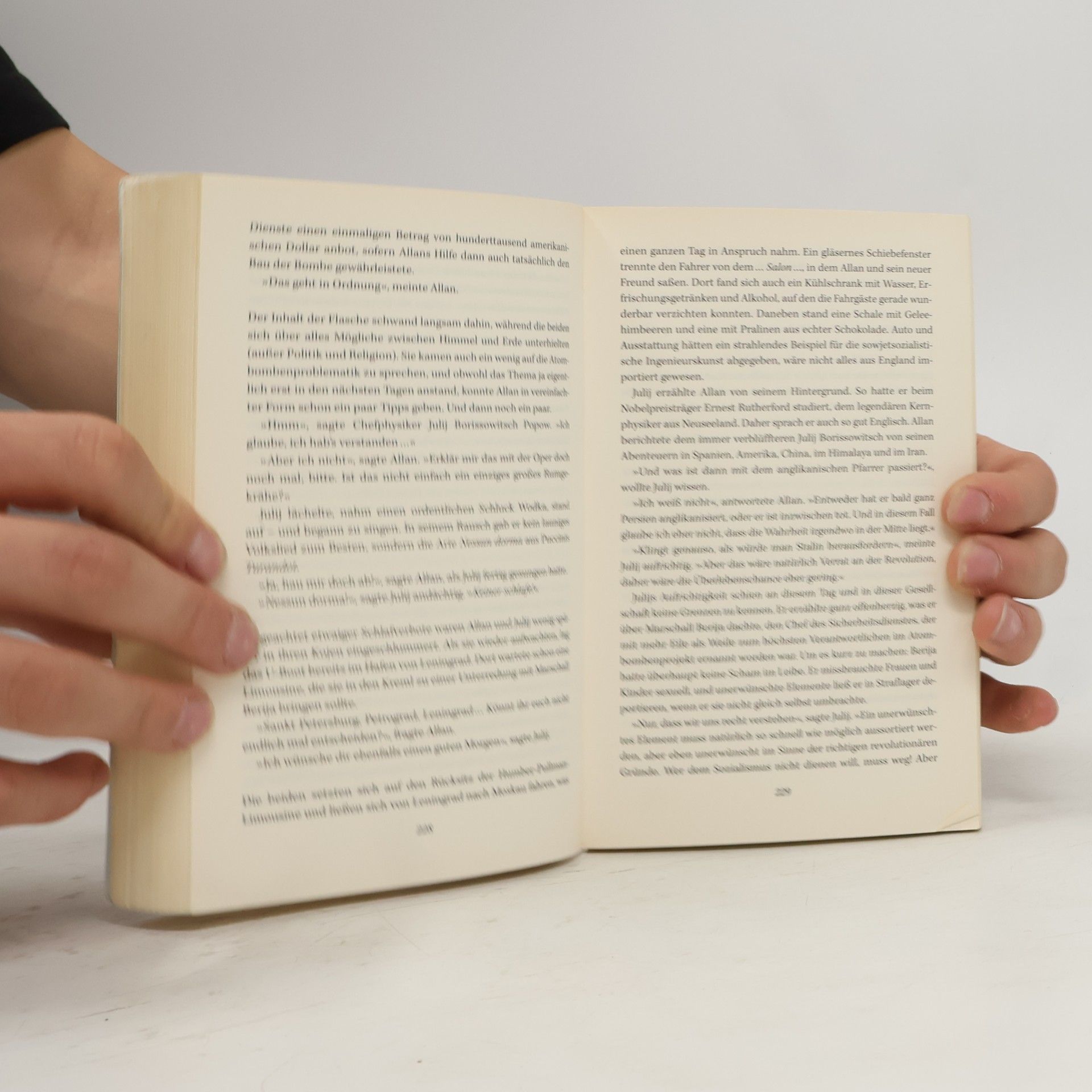 Jonas Jonasson Der Hundertjährige, der aus dem Fenster stieg und verschwand
