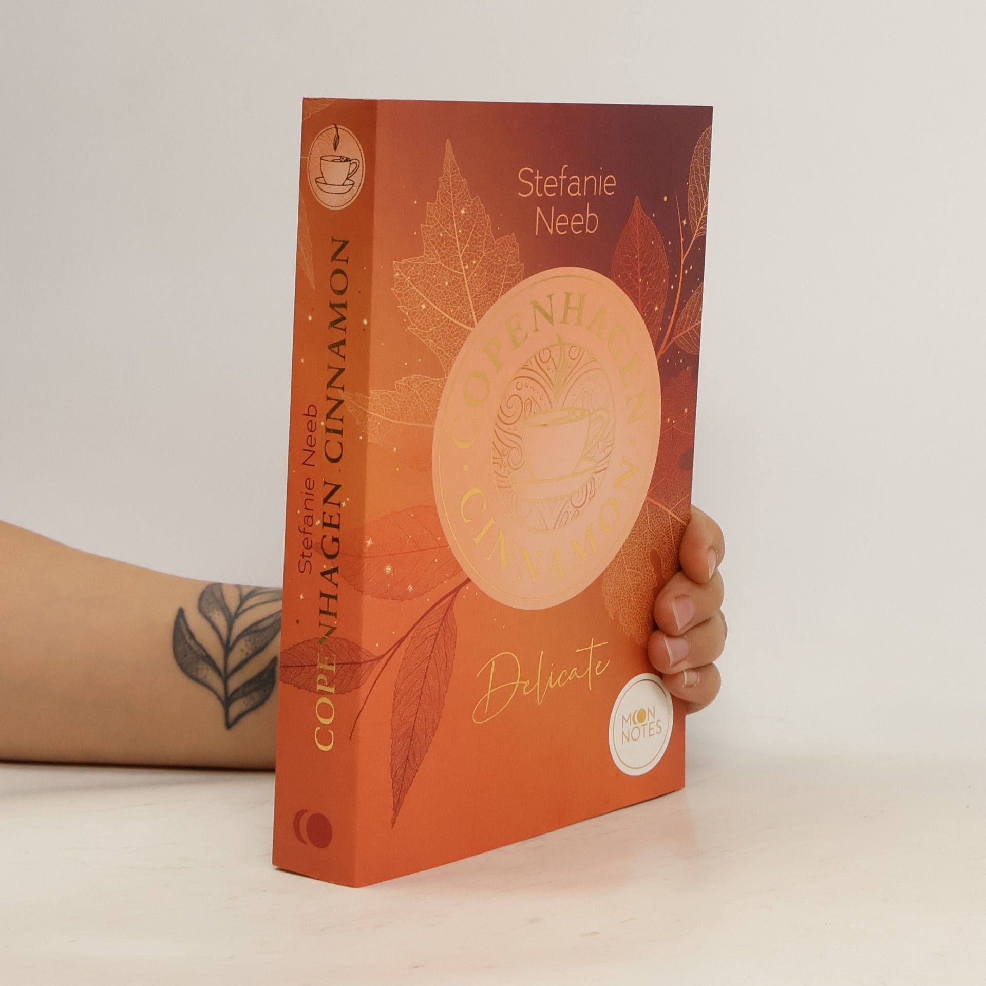 Stefanie Neeb Copenhagen Cinnamon 1. Delicate