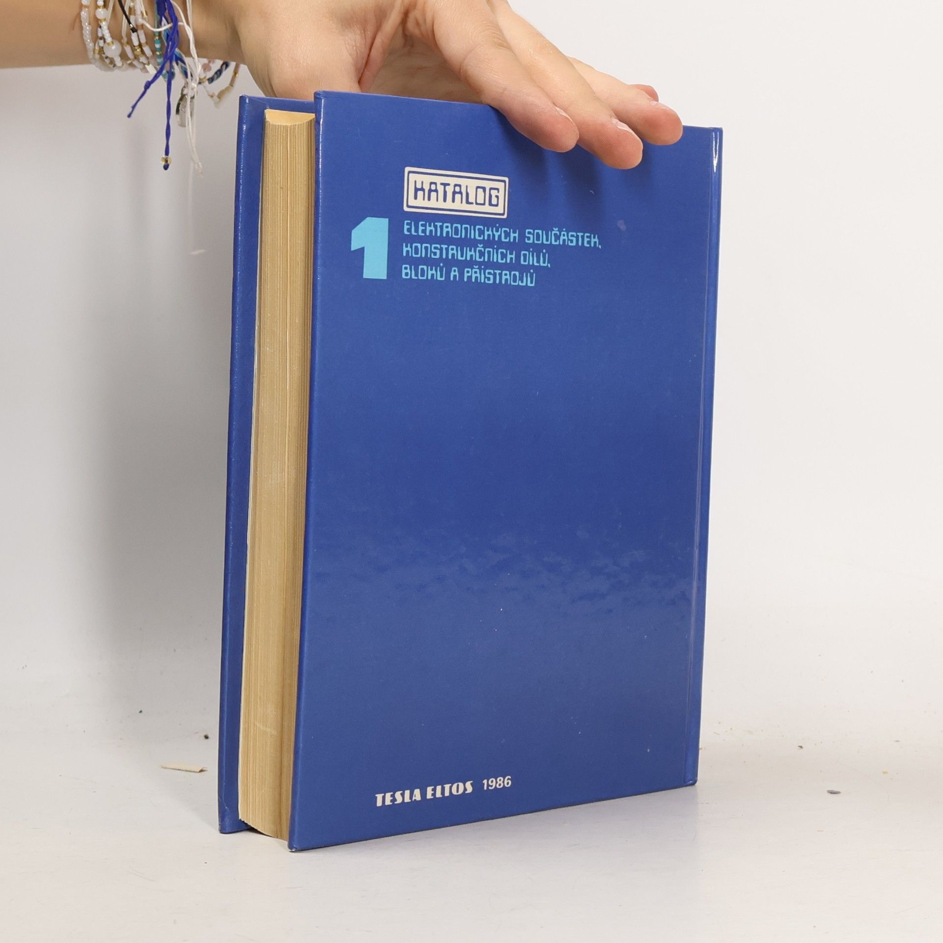 Vlastimil Halamíček Katalog elektronických součástek, konstrukčních dílů, bloků a přístrojů 1.