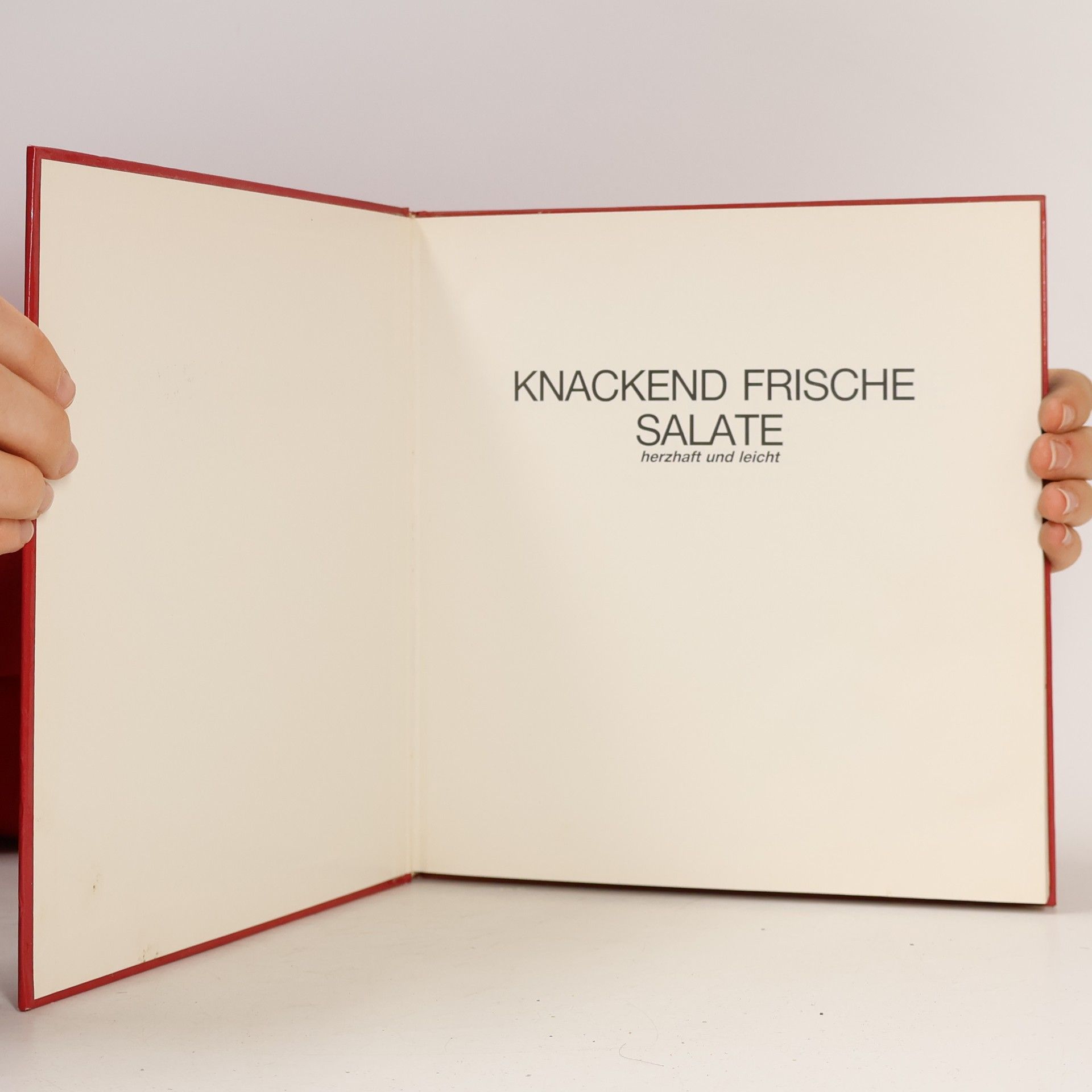 kolektiv KNACKEND FRISCHE SALATE