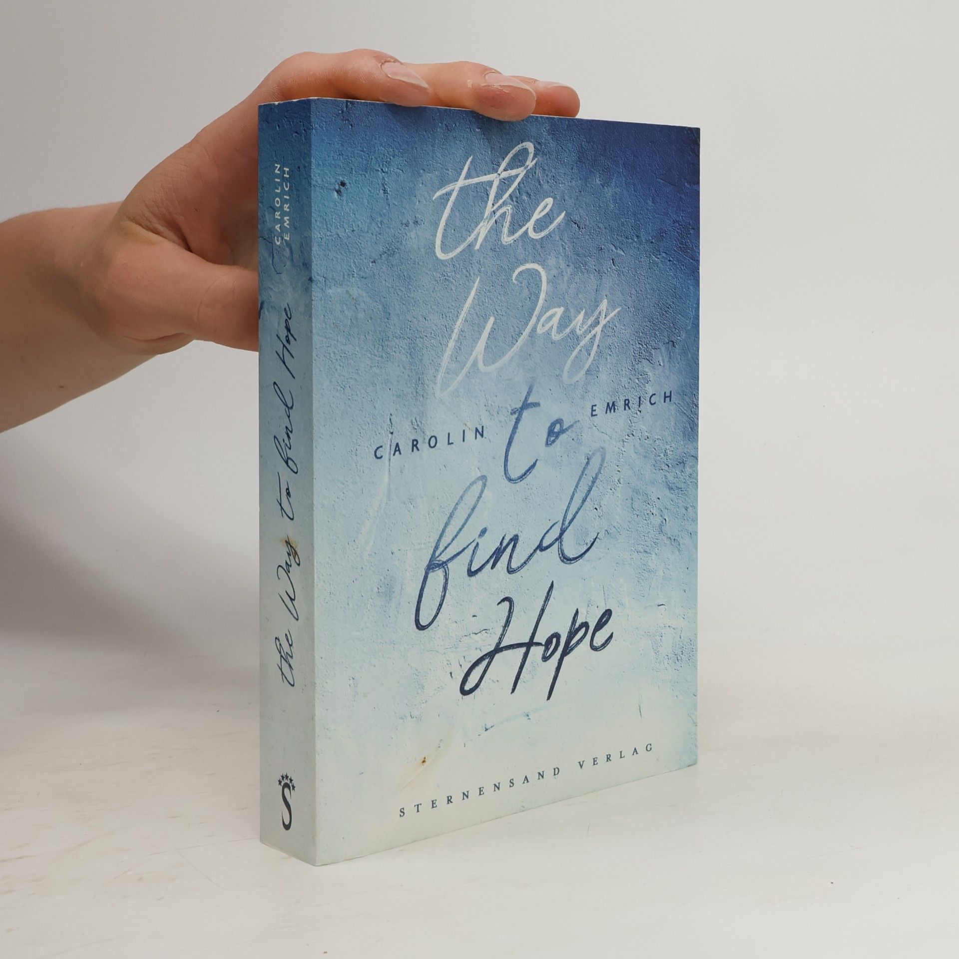 Carolin Emrich The way to find hope