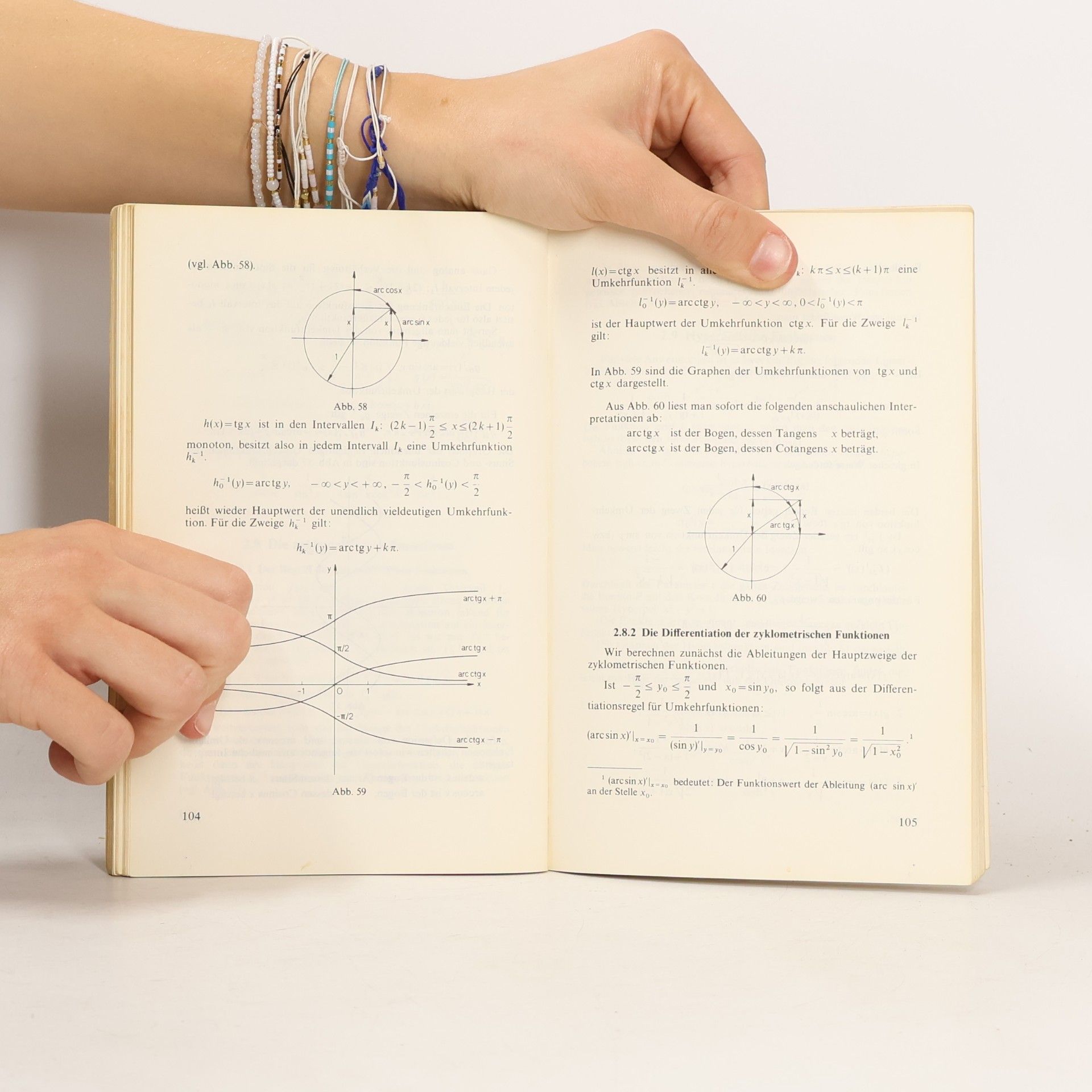 Martin J. Beckmann Mathematik für Ökonomen I