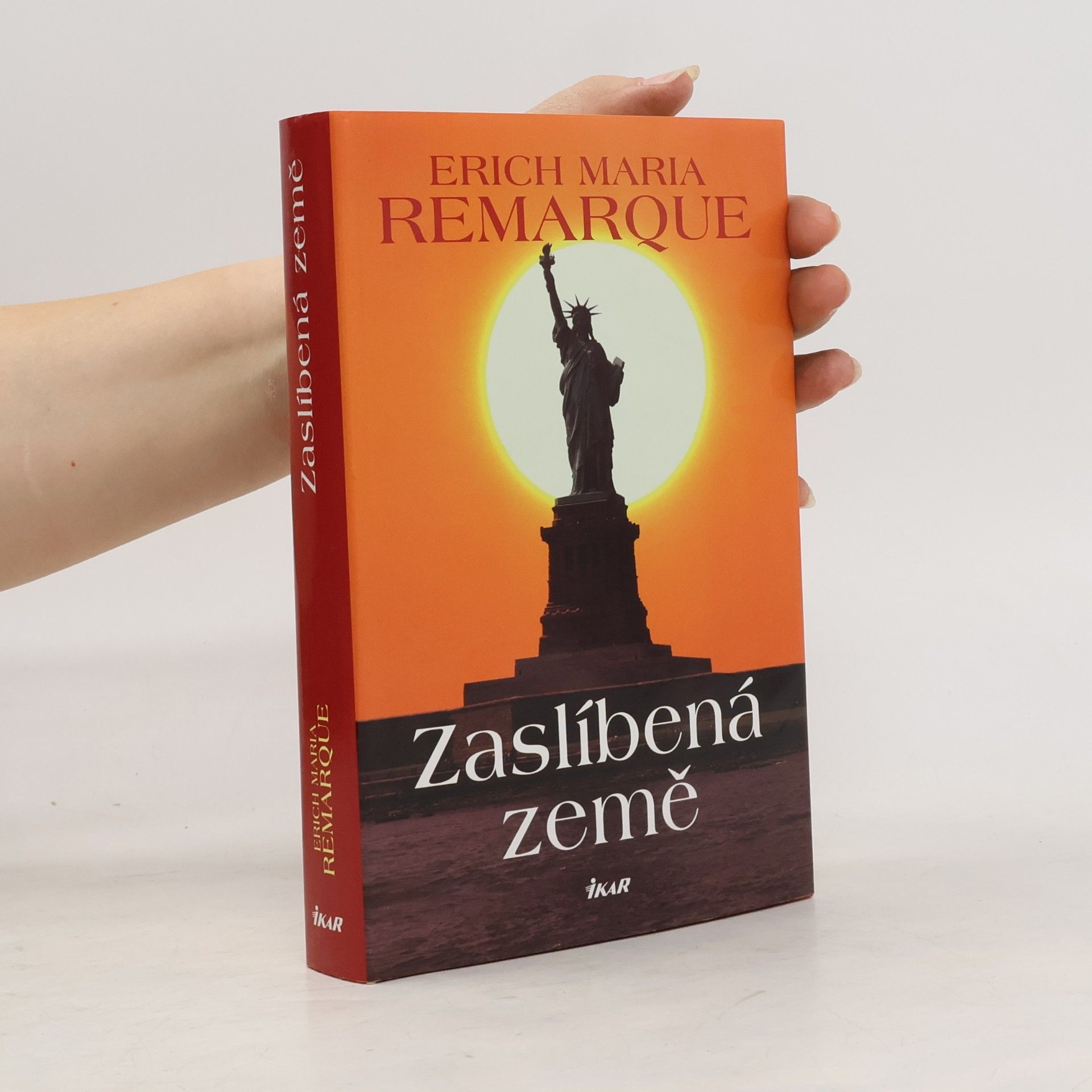Erich Maria Remarque Zaslíbená země