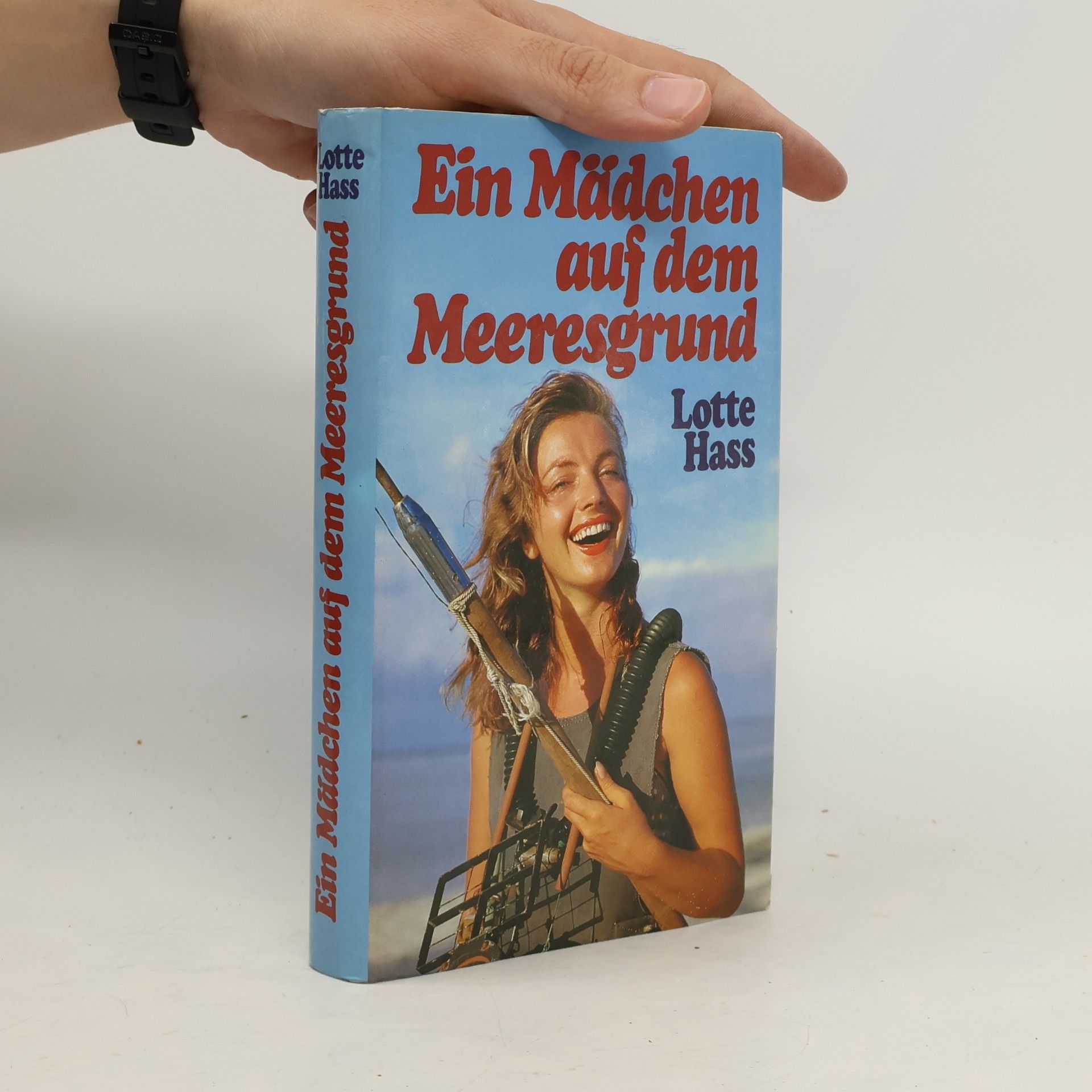 Ein Mädchen auf dem Meeresgrund