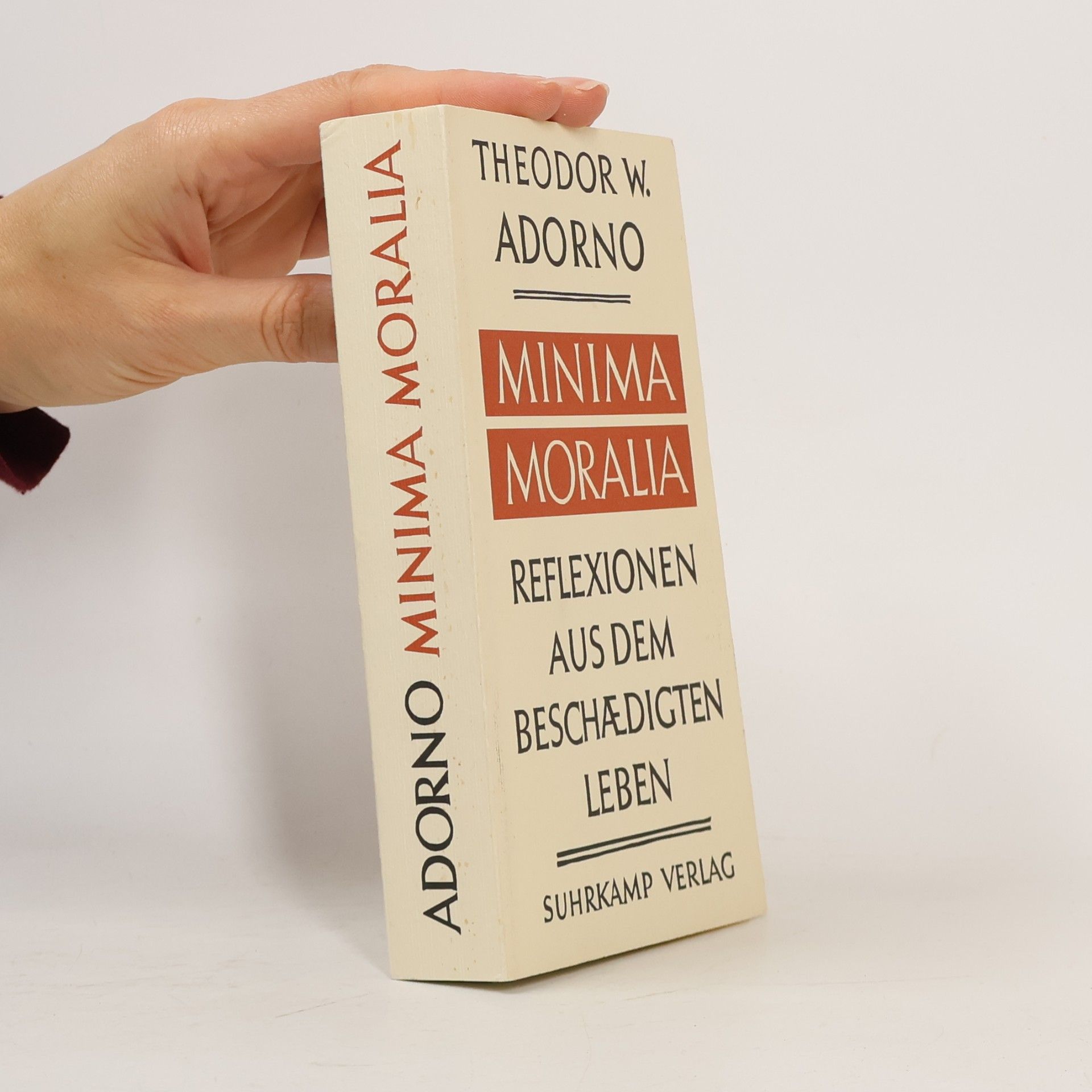Theodor W. Adorno Minima moralia
