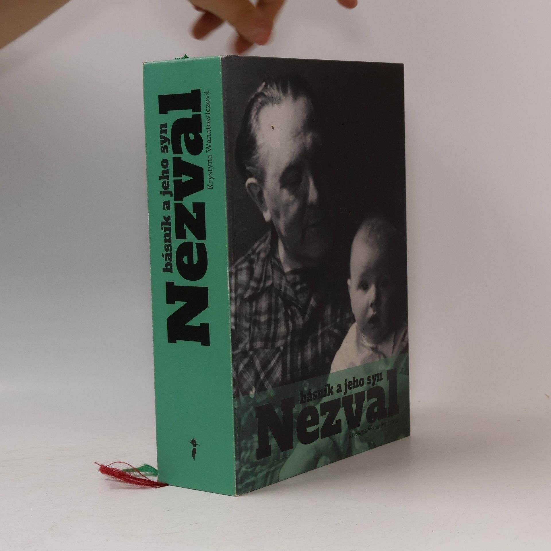 Nezval. Básník a jeho syn