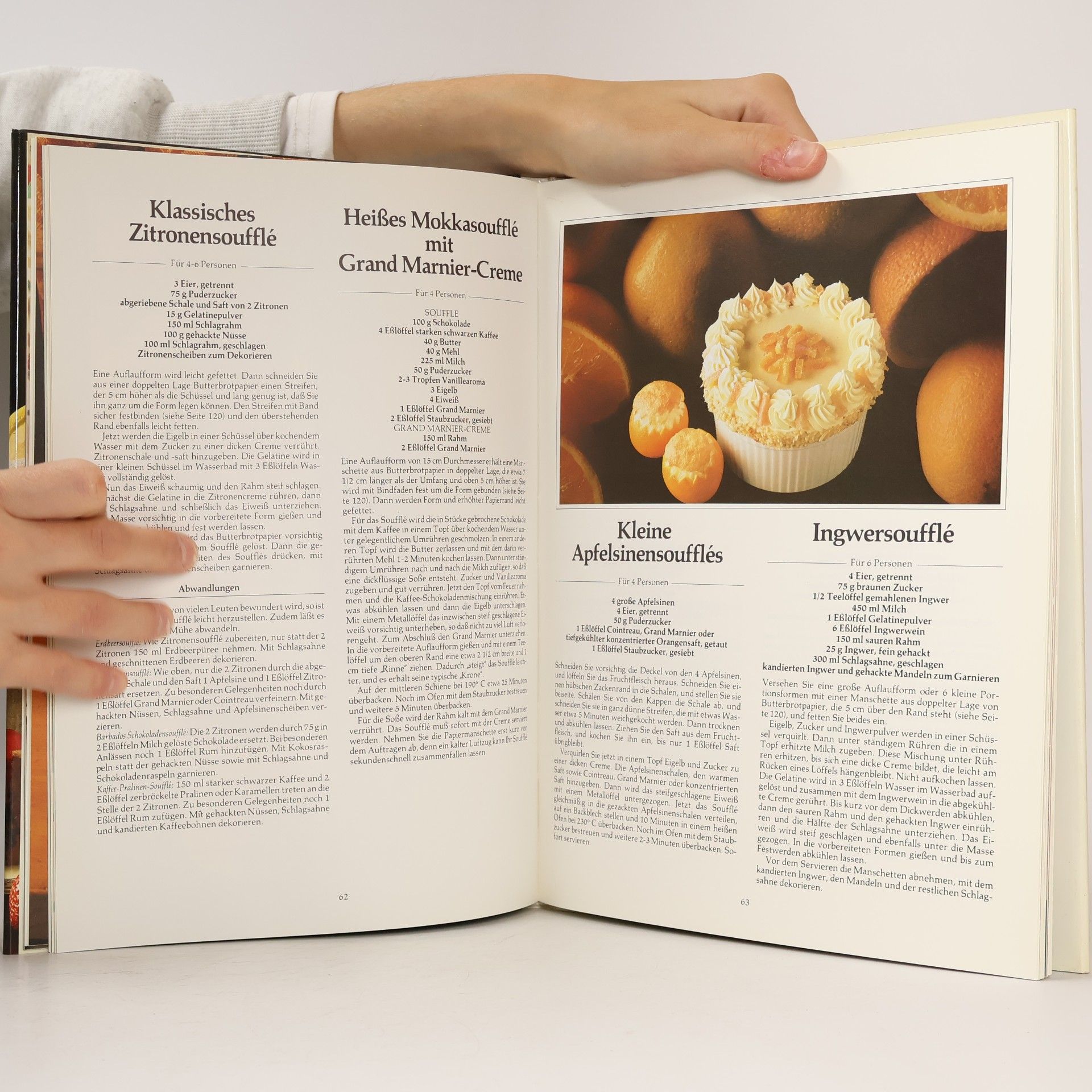 Carol Bowen Puddings & [und] Desserts
