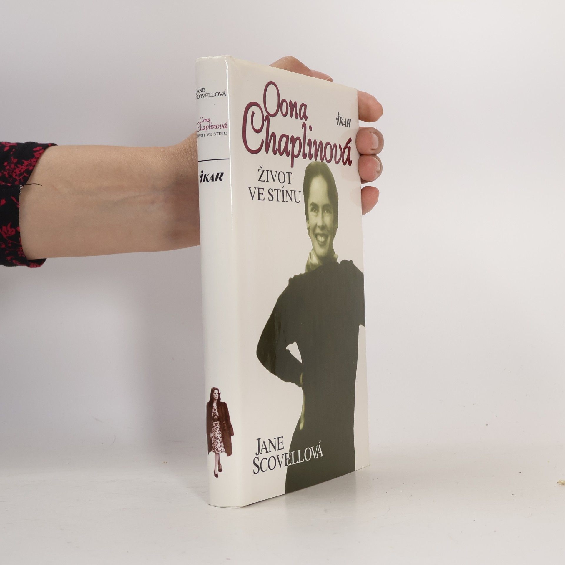 Jane Scovell Oona Chaplinová : život ve stínu