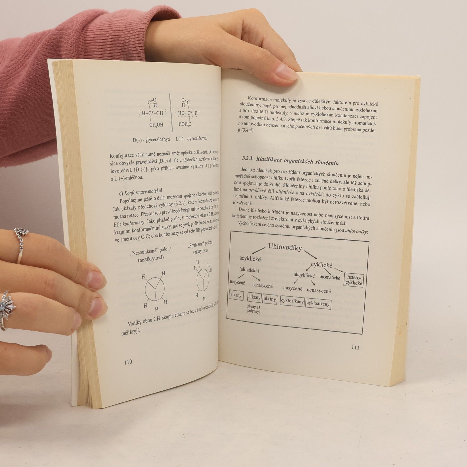 Alena Stoklasová Kompendium středoškolské chemie