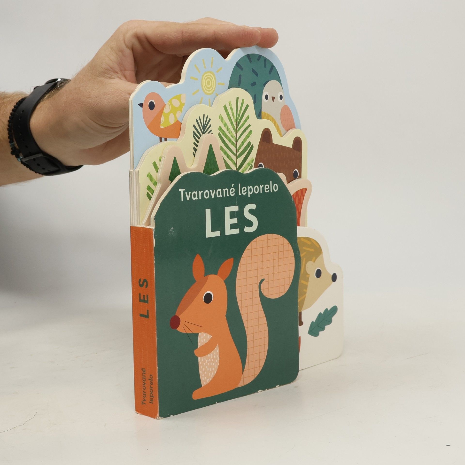 Tvarované leporelo - Les