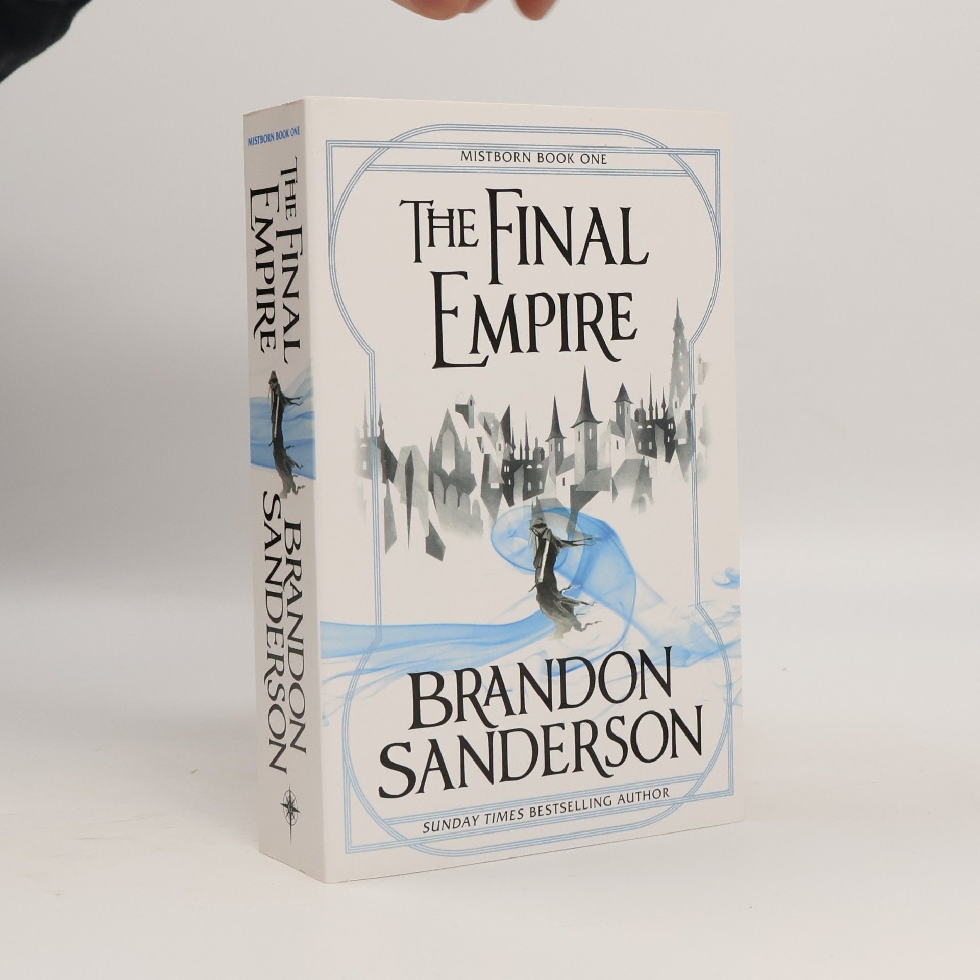 The final empire : Mistborn book one