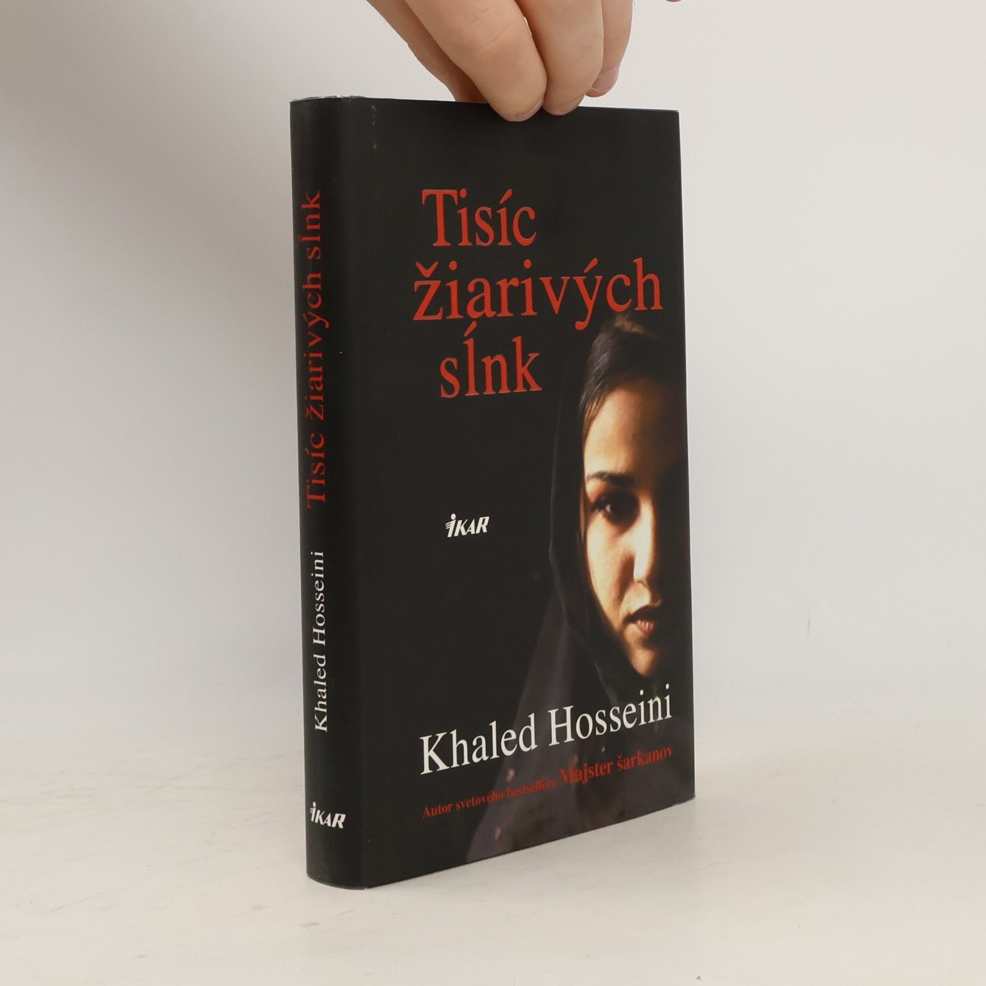 Khaled Hosseini Tisíc žiarivých sĺnk