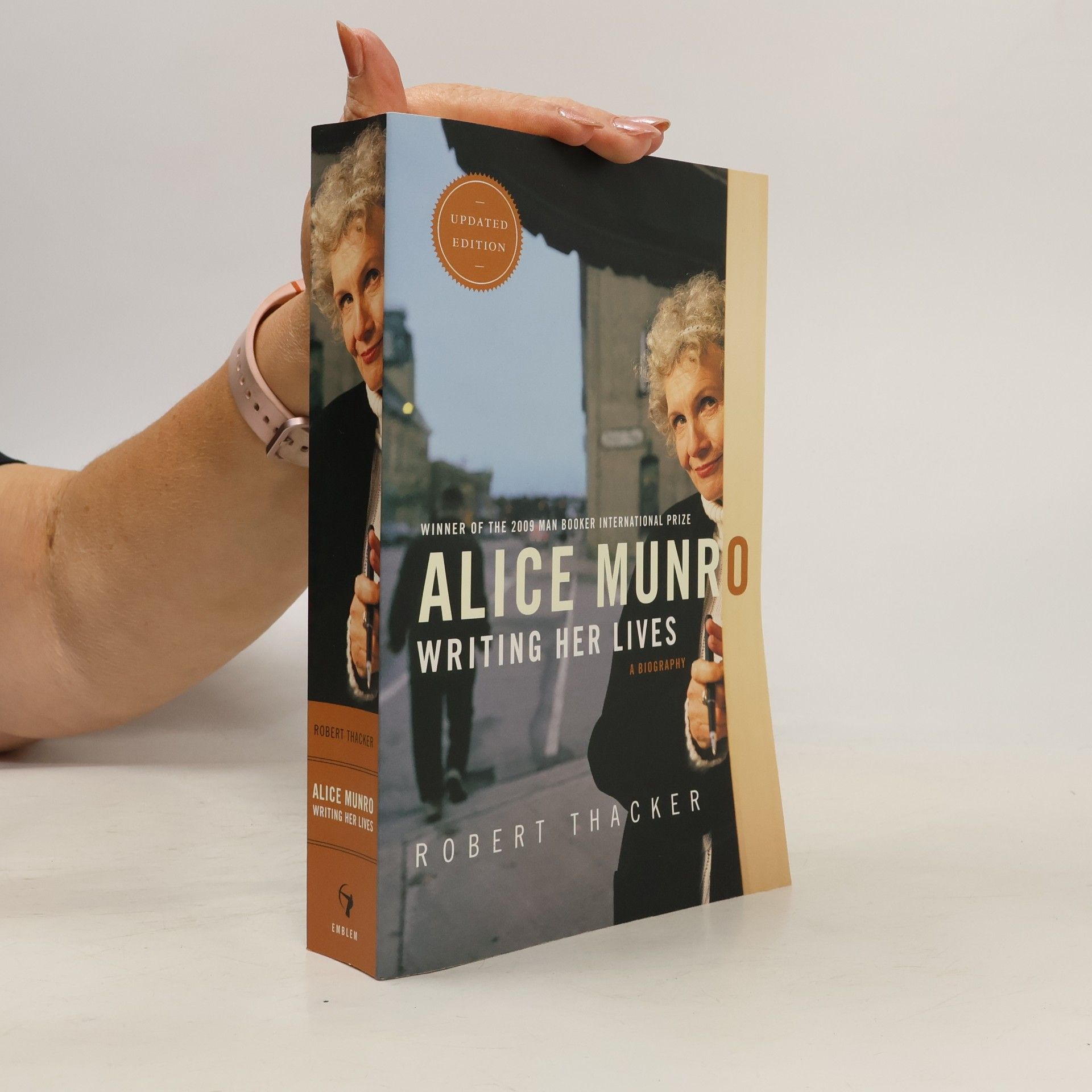 Robert Thacker Alice Munro
