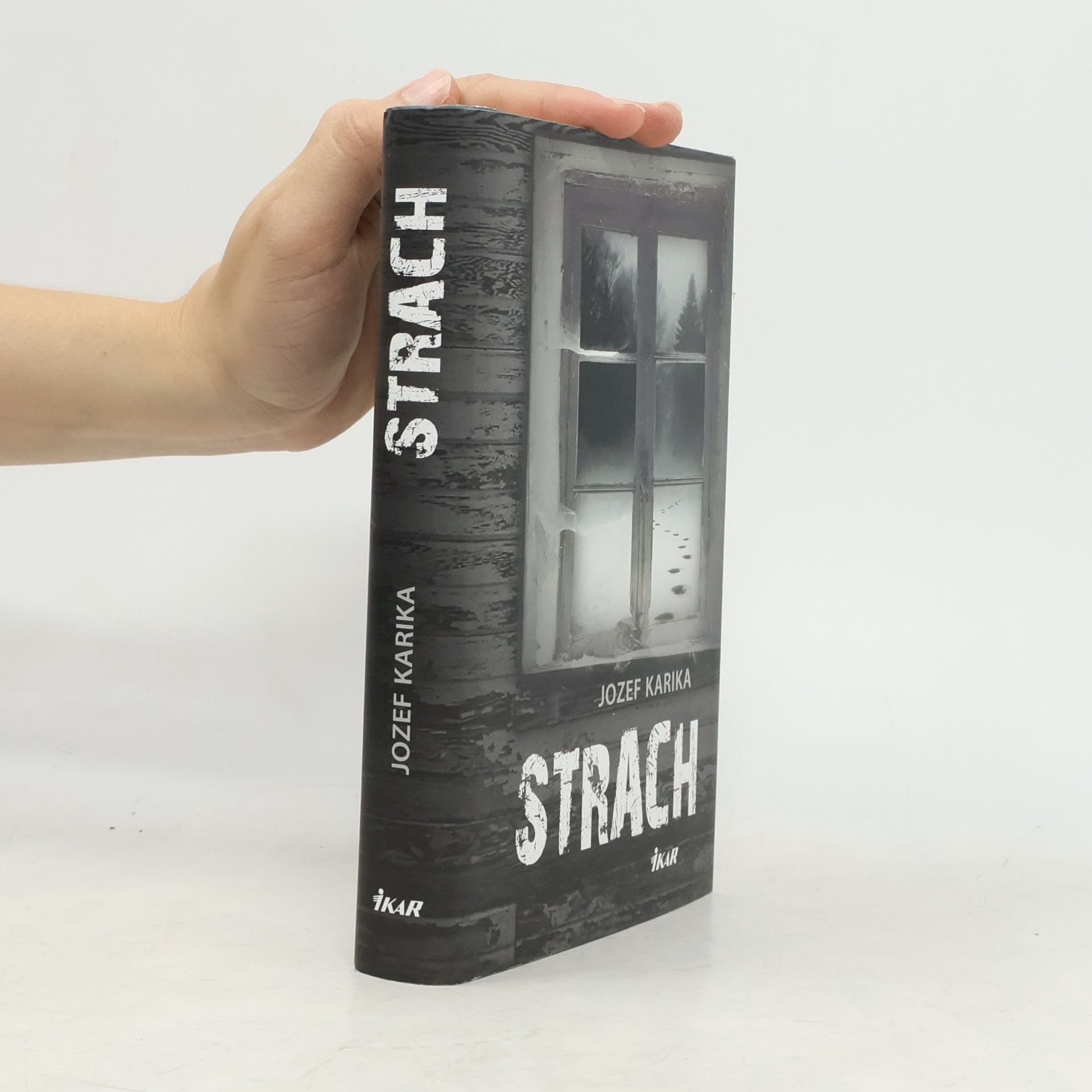 Strach