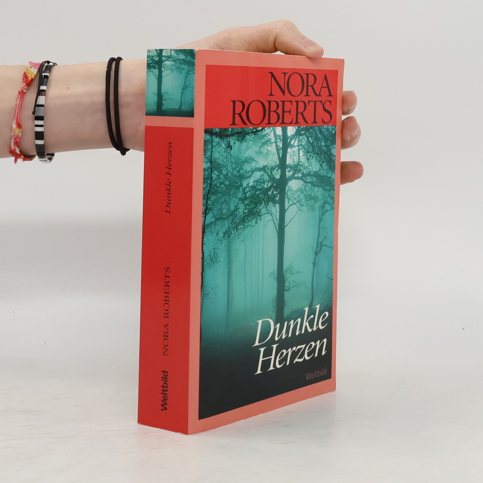 Nora Roberts Dunkle Herzen