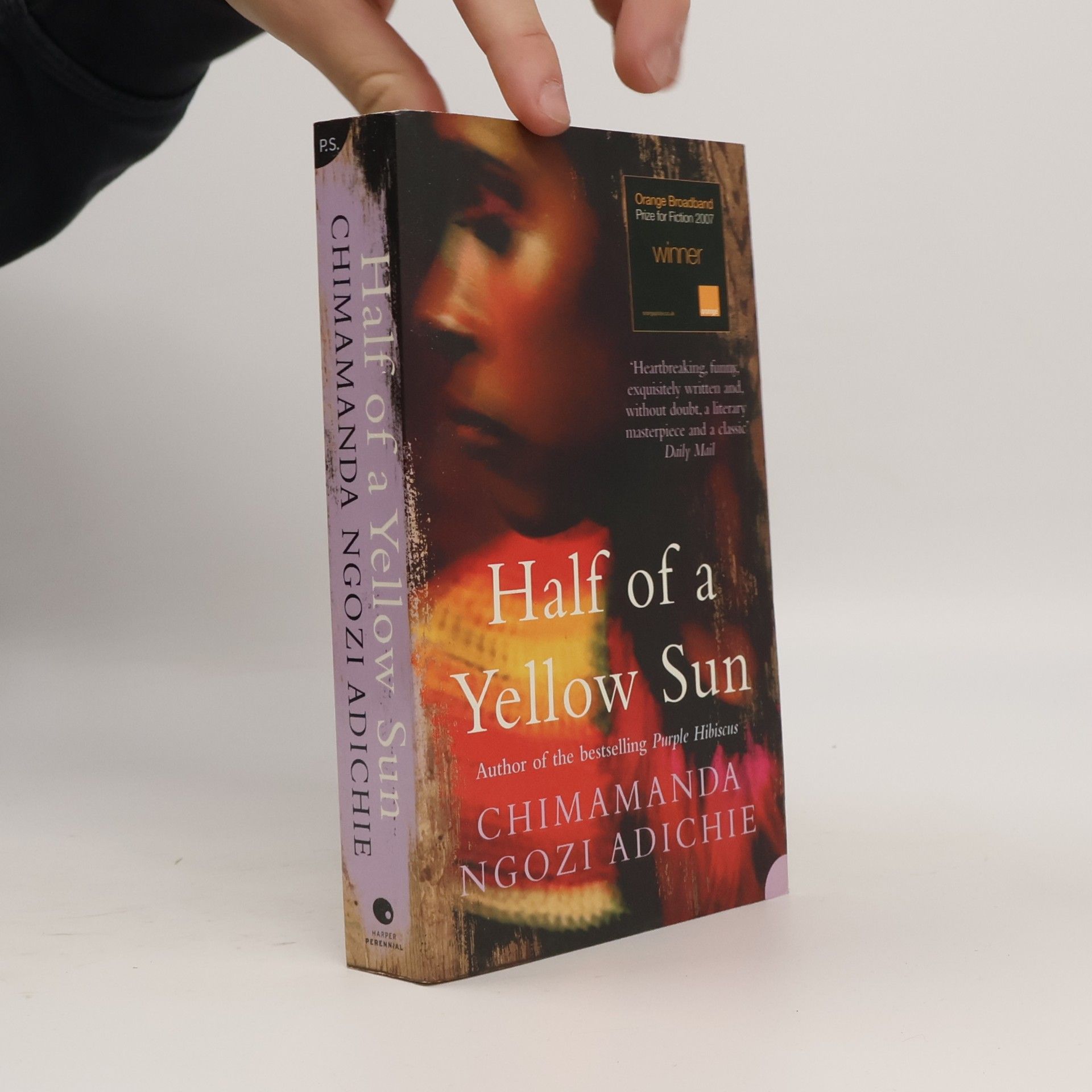 Chimamanda Ngozi Adichie Half of a Yellow Sun
