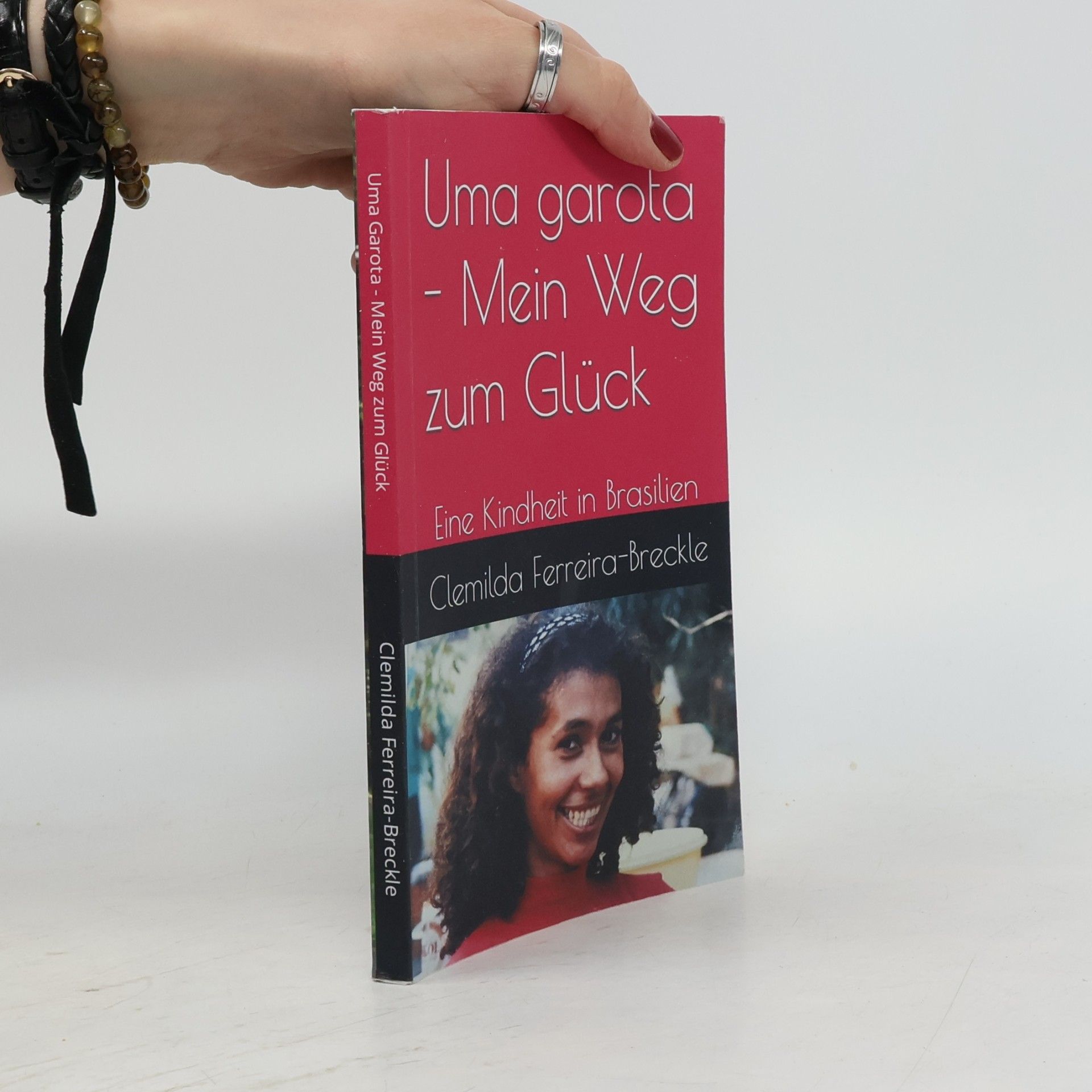 Clemilda Ferreira-Breckle Uma garota - Mein Weg zum Glück