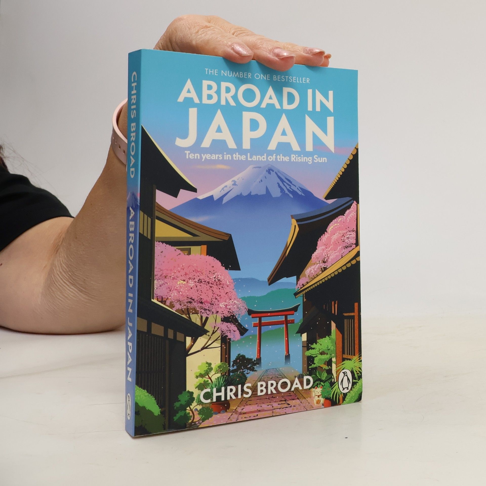 Chris Broad Abroad in Japan