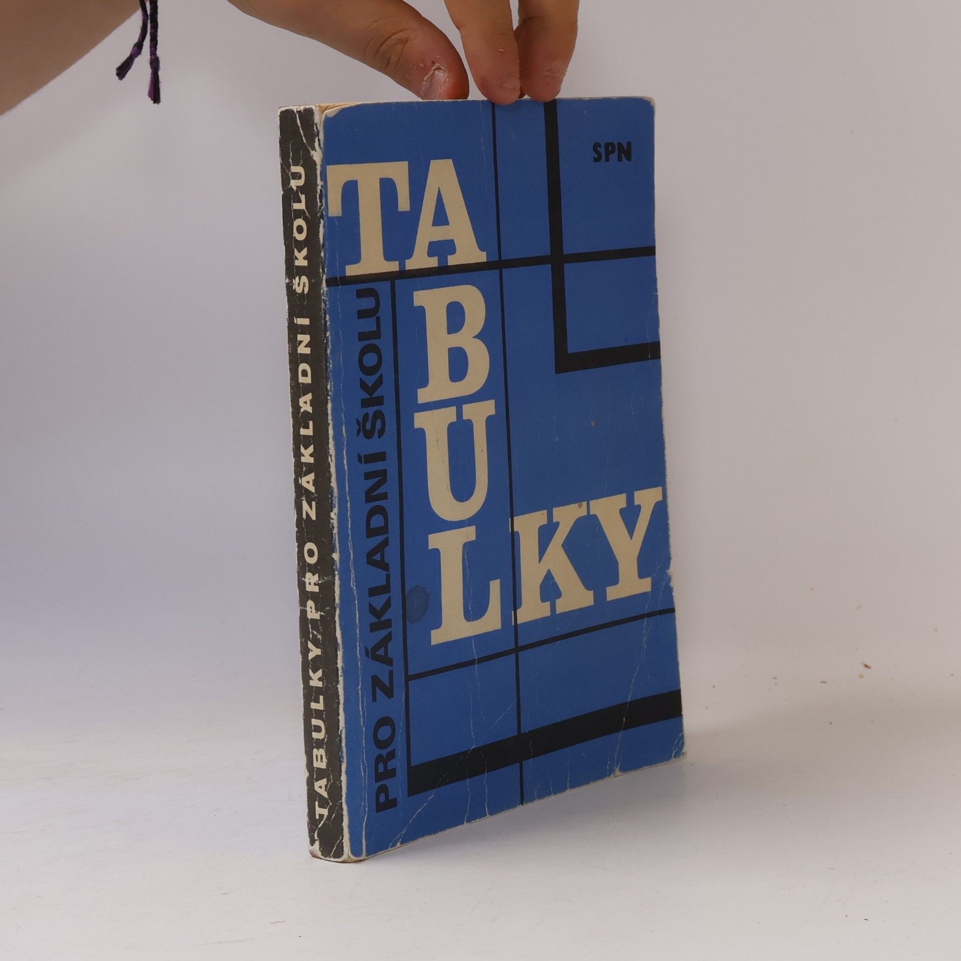 Tabulky pro základní školu