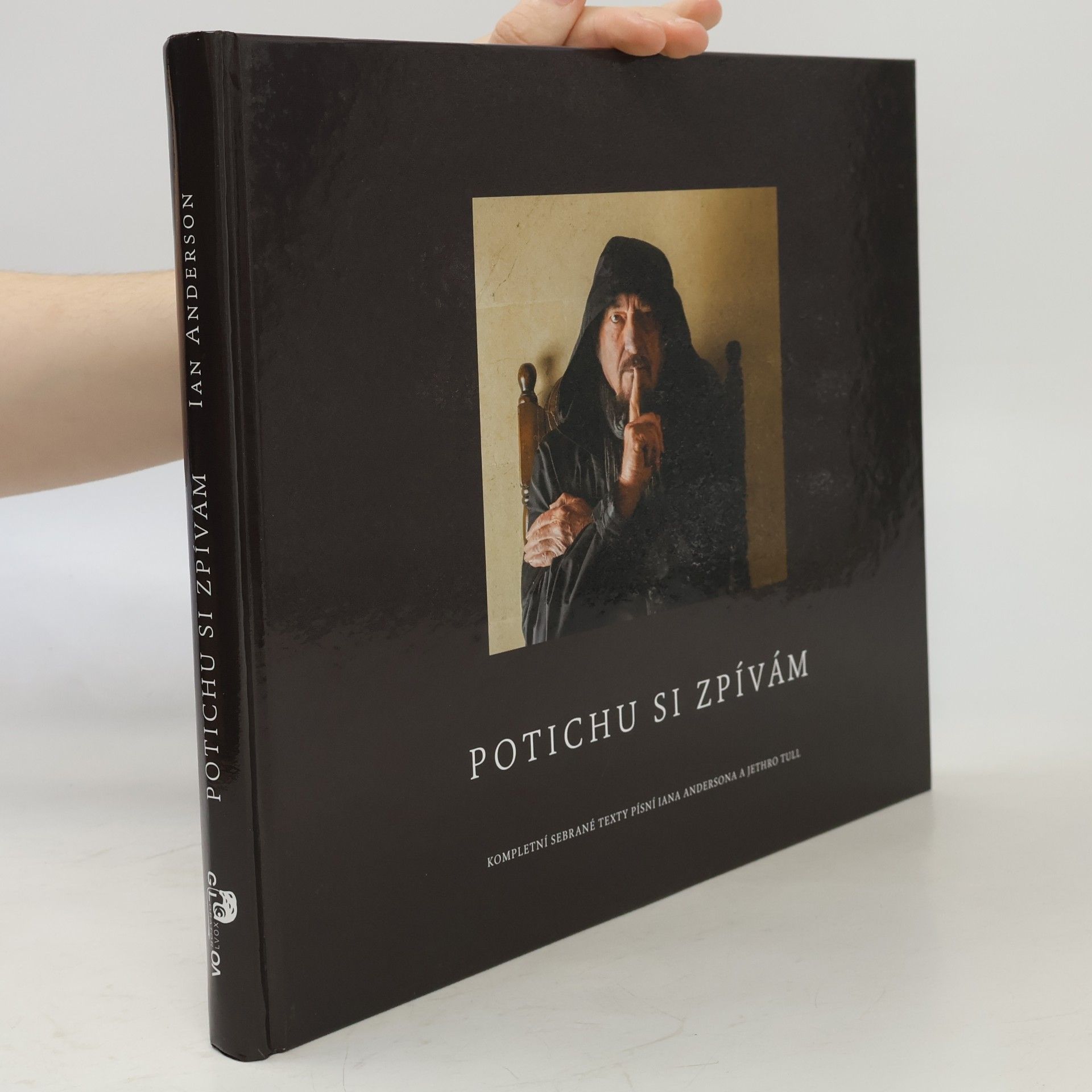 Potichu si zpívám