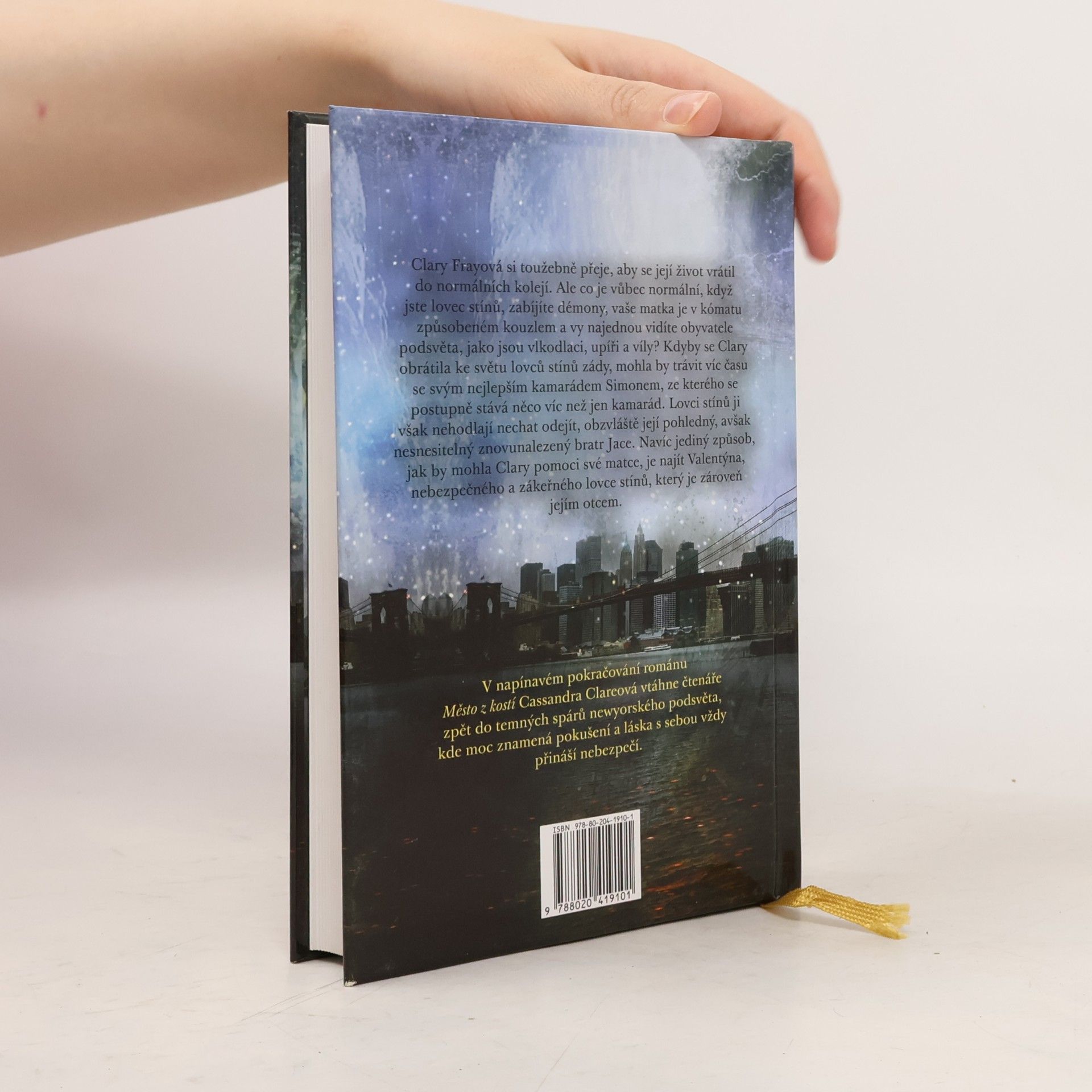Cassandra Clare Nástroje smrti 2: Město z popela