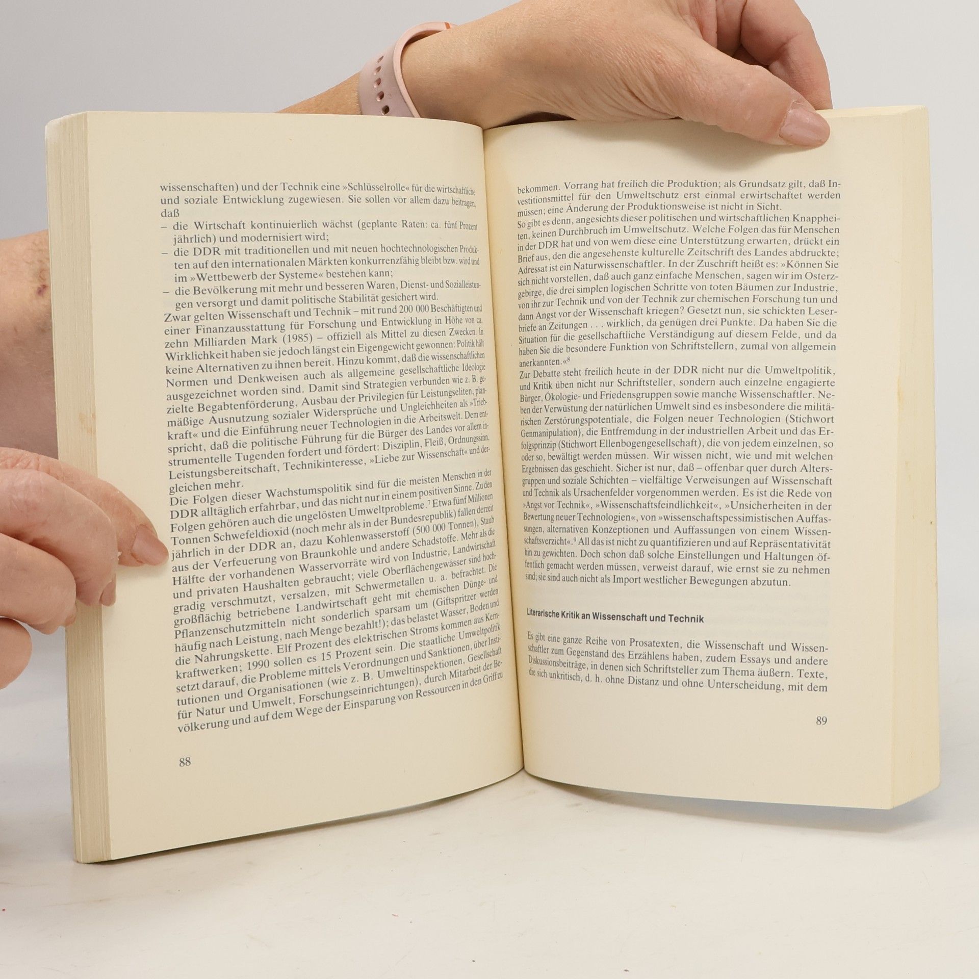 Gisela Helwig Die DDR-Gesellschaft im Spiegel ihrer Literatur