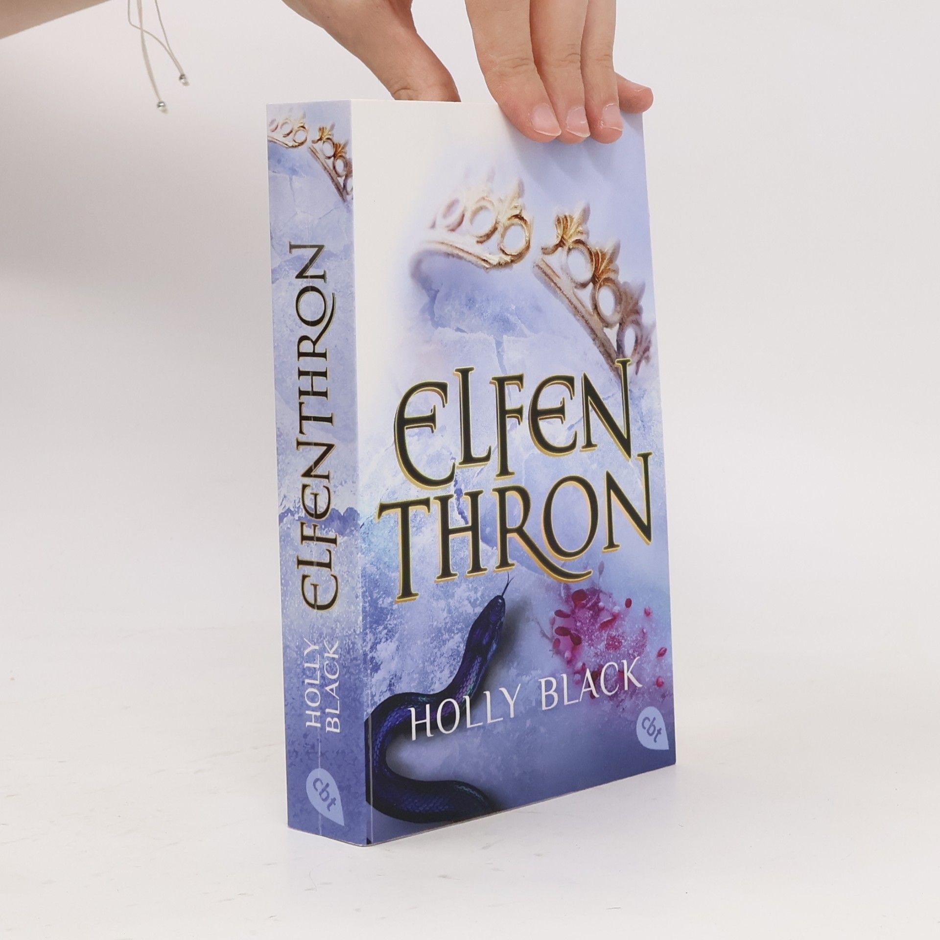 Holly Black Elfenthron