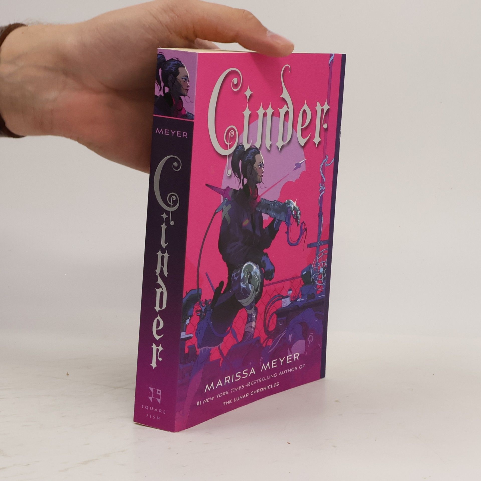 Marissa Meyer Cinder