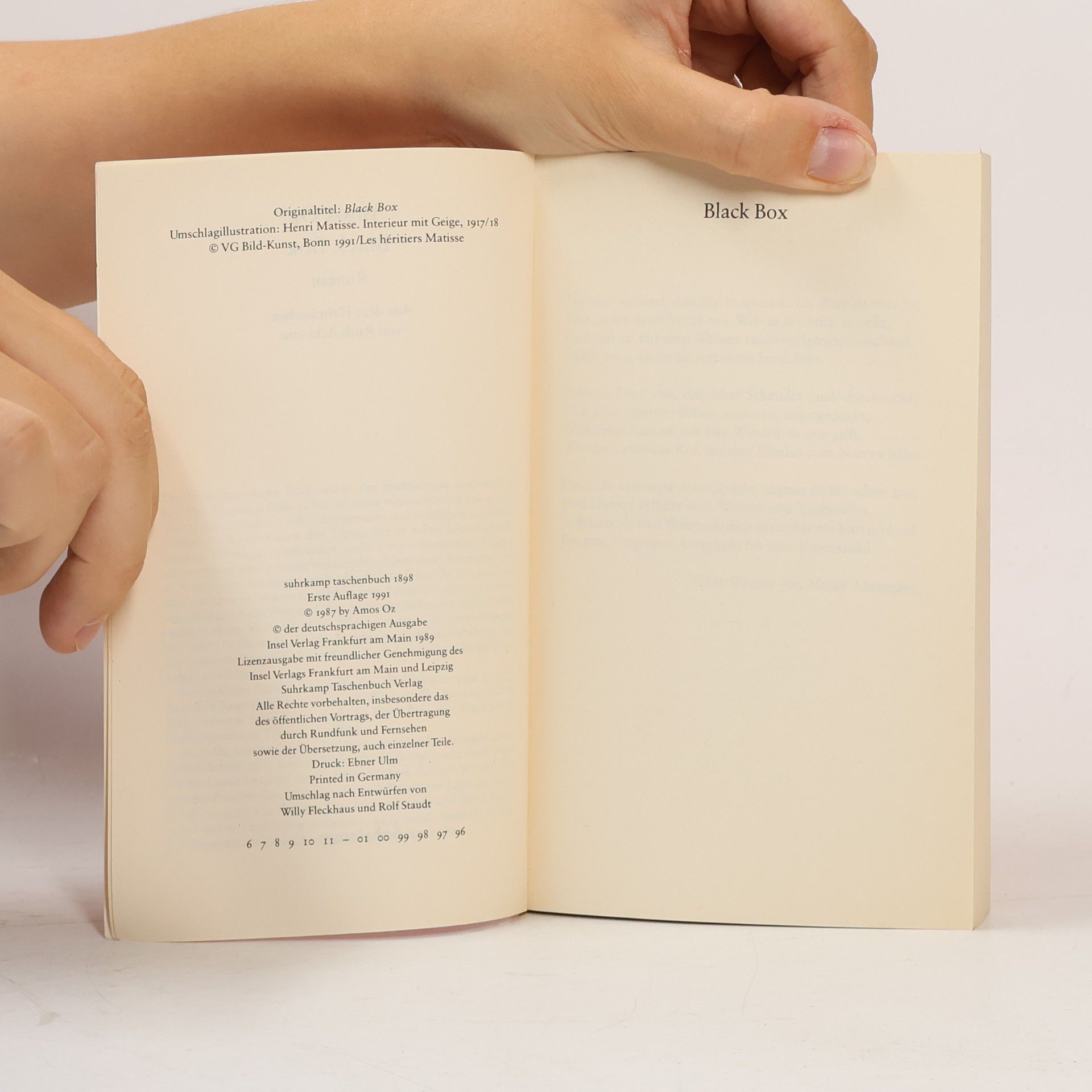 Amos Oz Black box