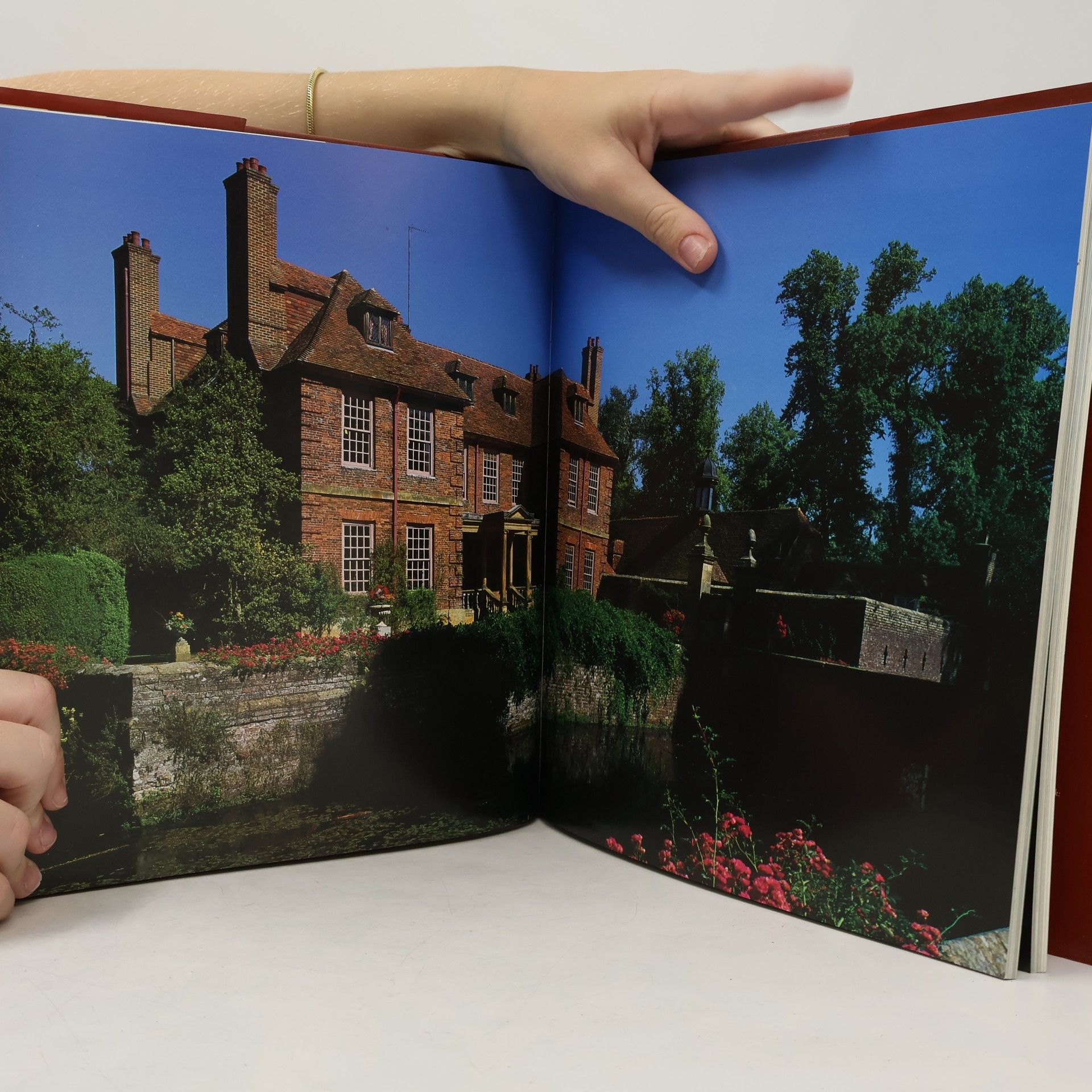 Lionel Esher The Glory of the English House