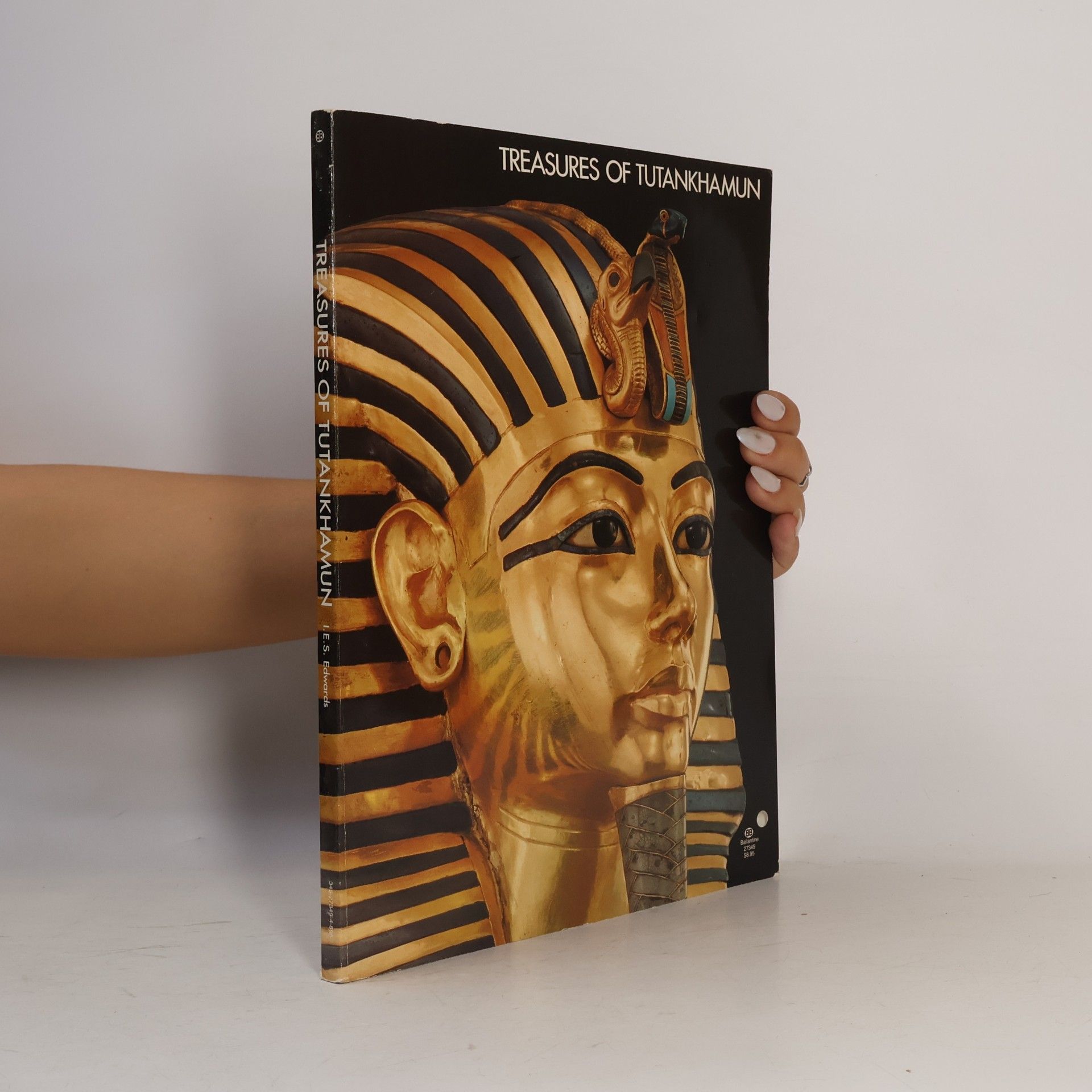Various authors Treasures of Tutankhamun