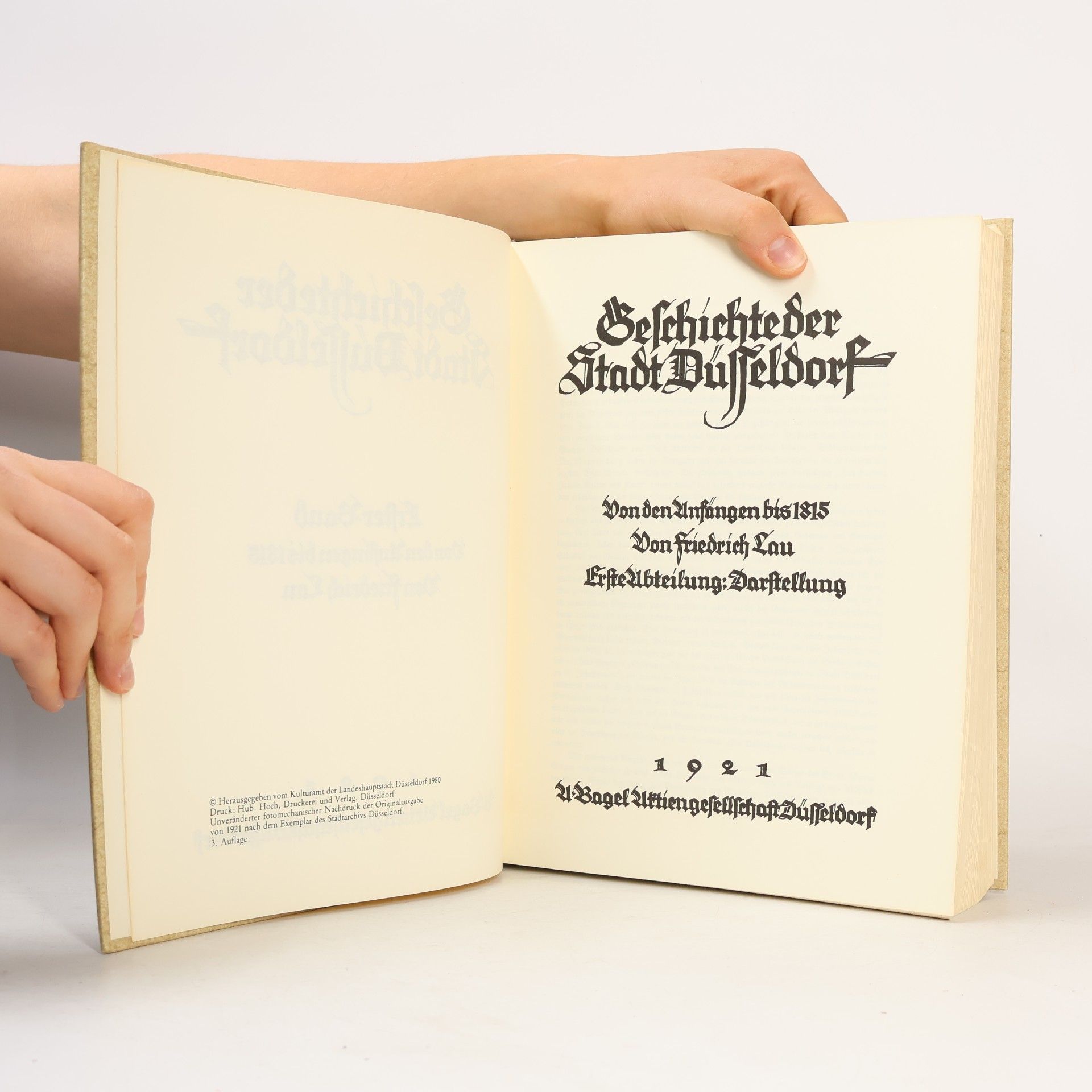 Friedrich Lau Geschichte der Stadt Düsseldorf. Band I. Von den Anfängen bis 1815