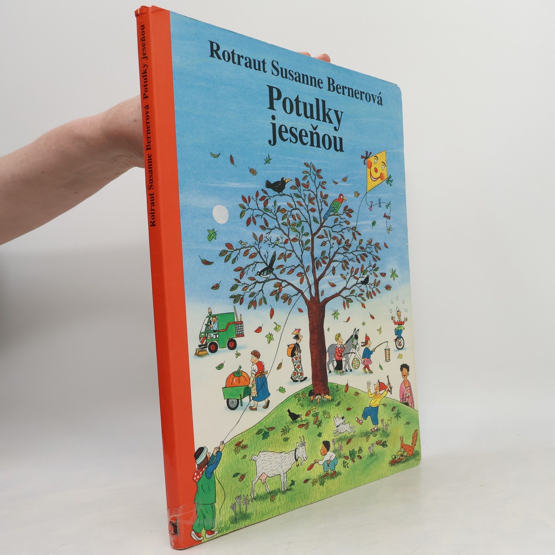 Rotraut Susanne Berner Potulky jeseňou