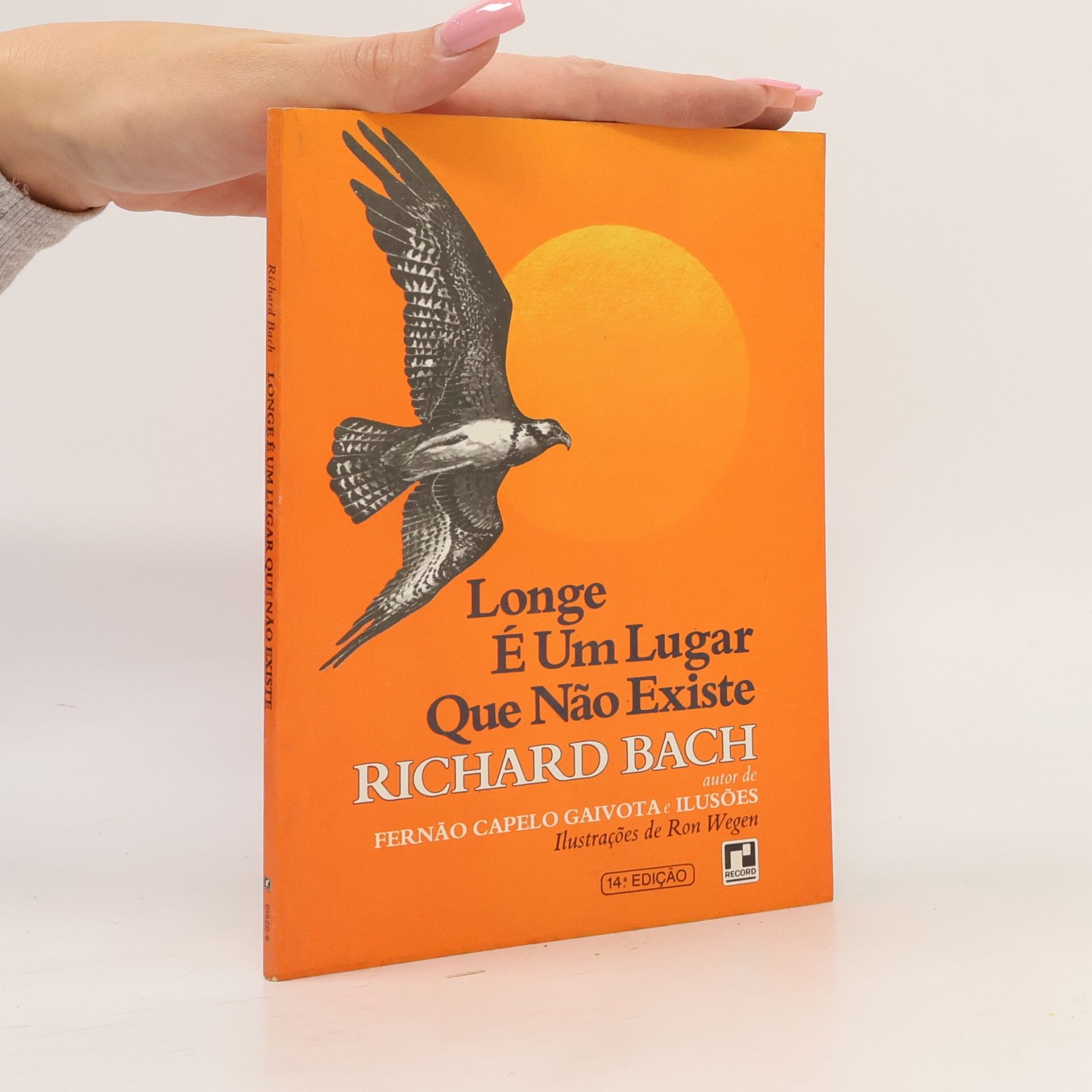 Longe É Um Lugar Que Não Existe
