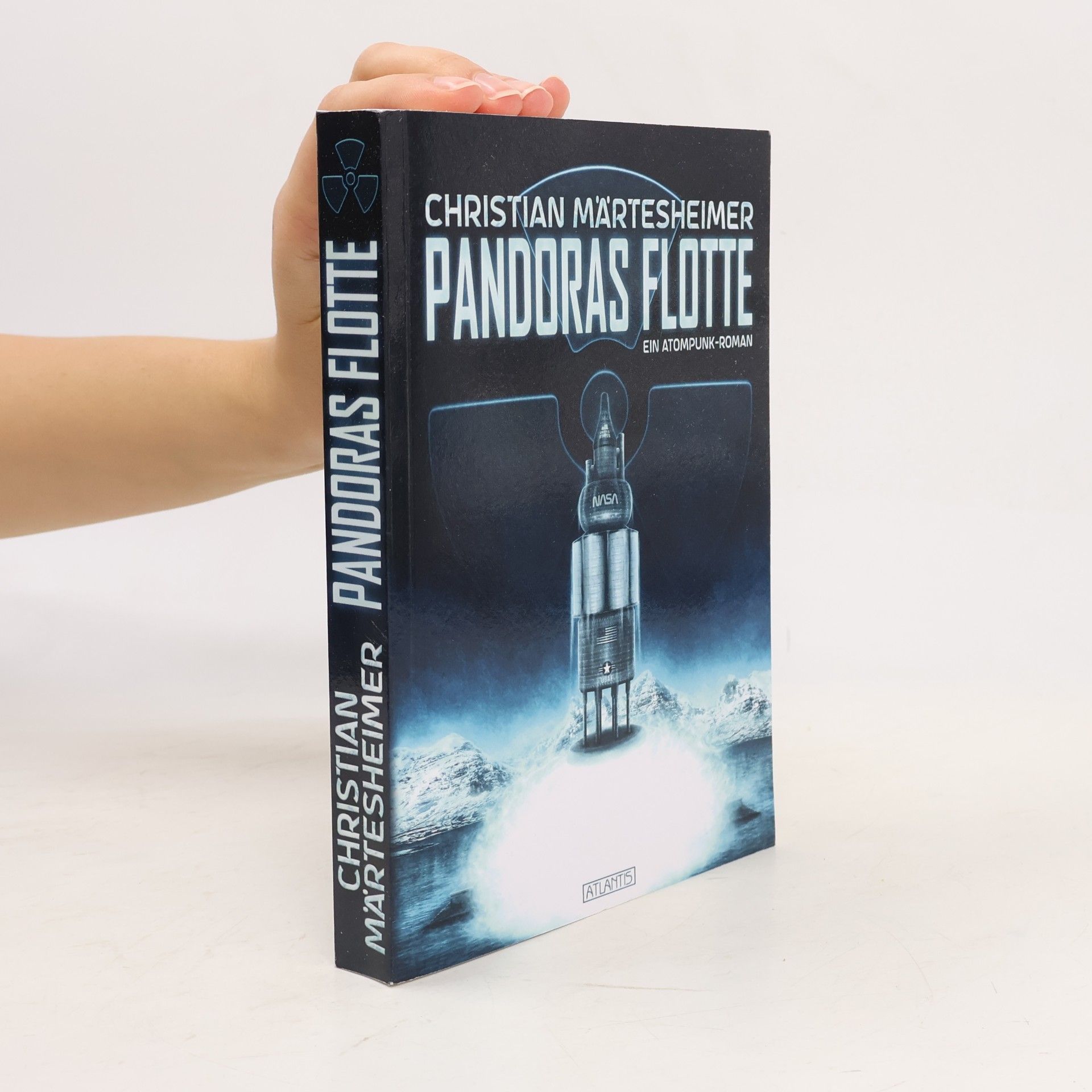 Pandoras Flotte: Ein Atompunk-Roman